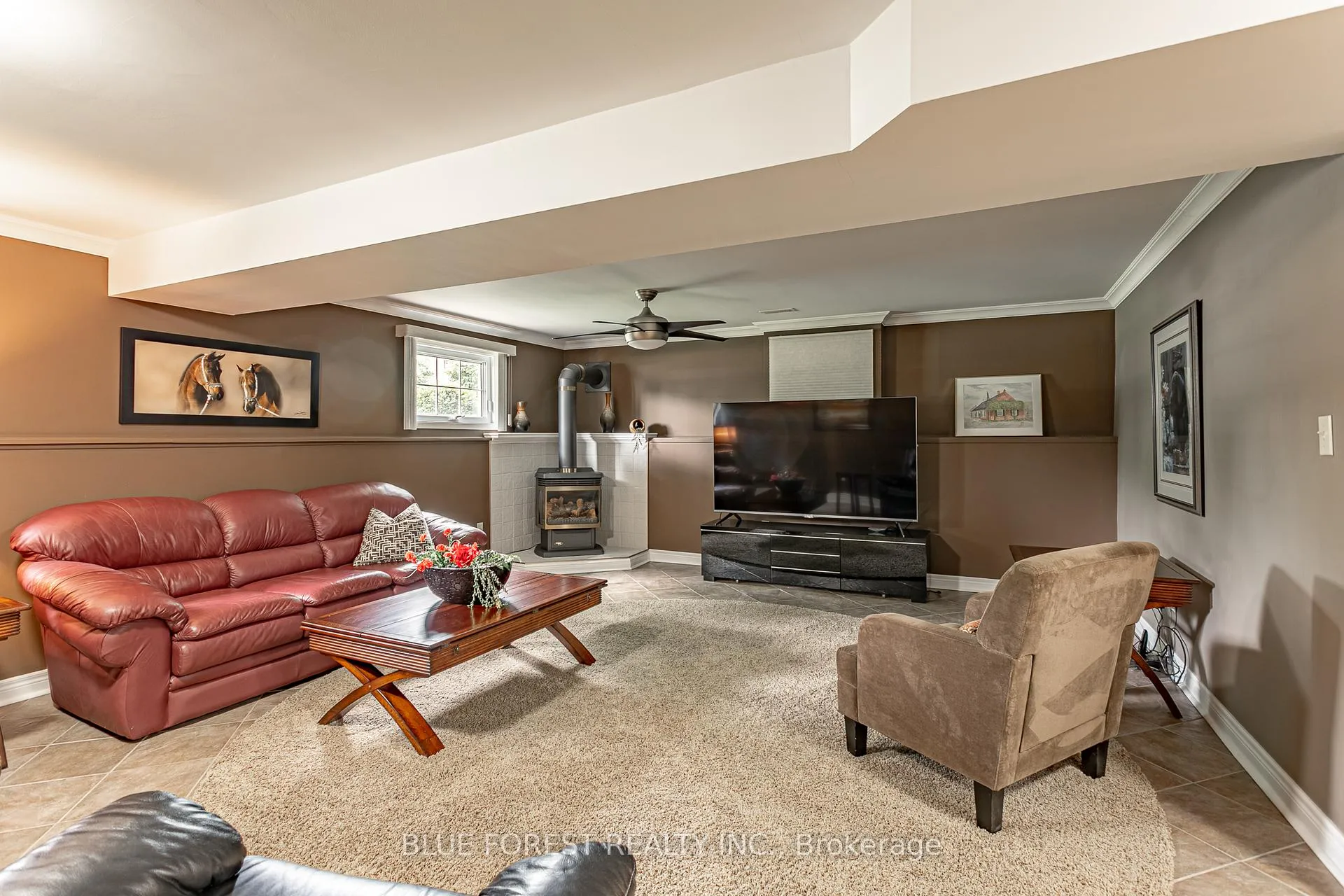Photo 19 of 17 Carleton Court, Thames Centre, Dorchester — HOMEH