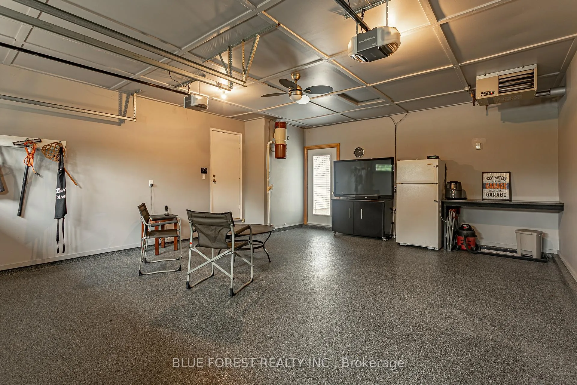 Photo 25 of 17 Carleton Court, Thames Centre, Dorchester — HOMEH