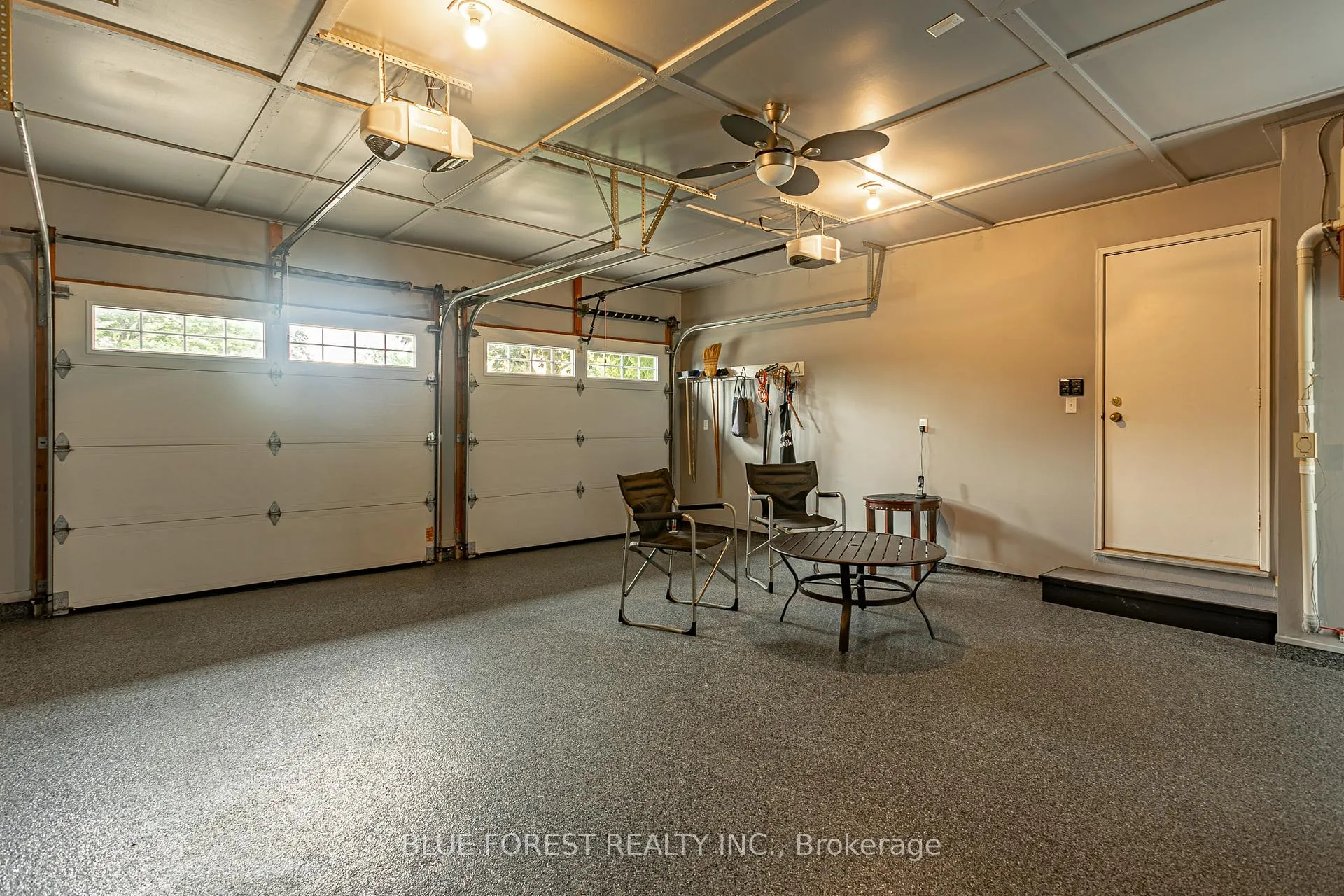 Photo 26 of 17 Carleton Court, Thames Centre, Dorchester — HOMEH