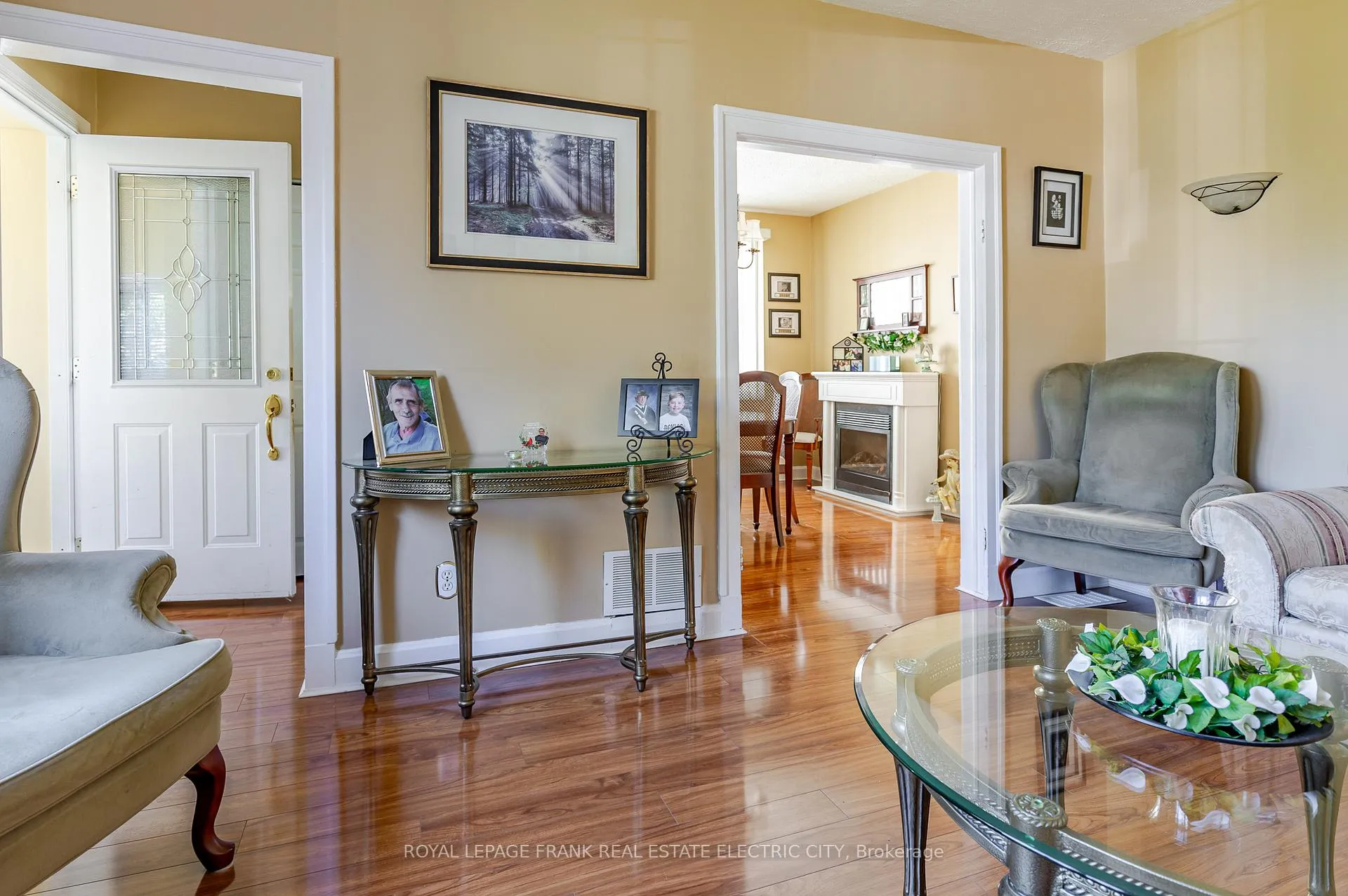 Photo 11 of 287 McGill Street, Peterborough, Otonabee Ward 1 — HOMEH