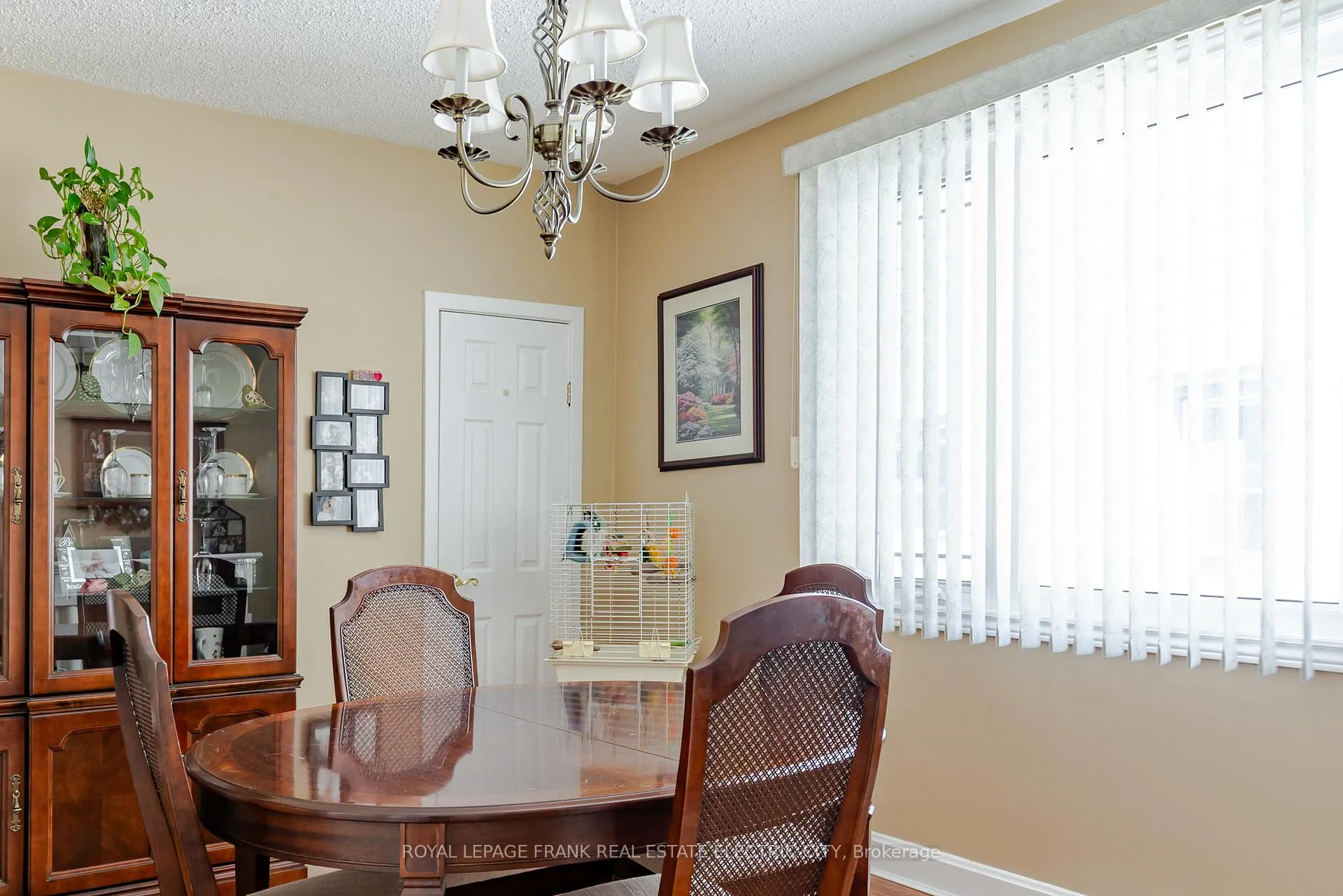 Photo 18 of 287 McGill Street, Peterborough, Otonabee Ward 1 — HOMEH