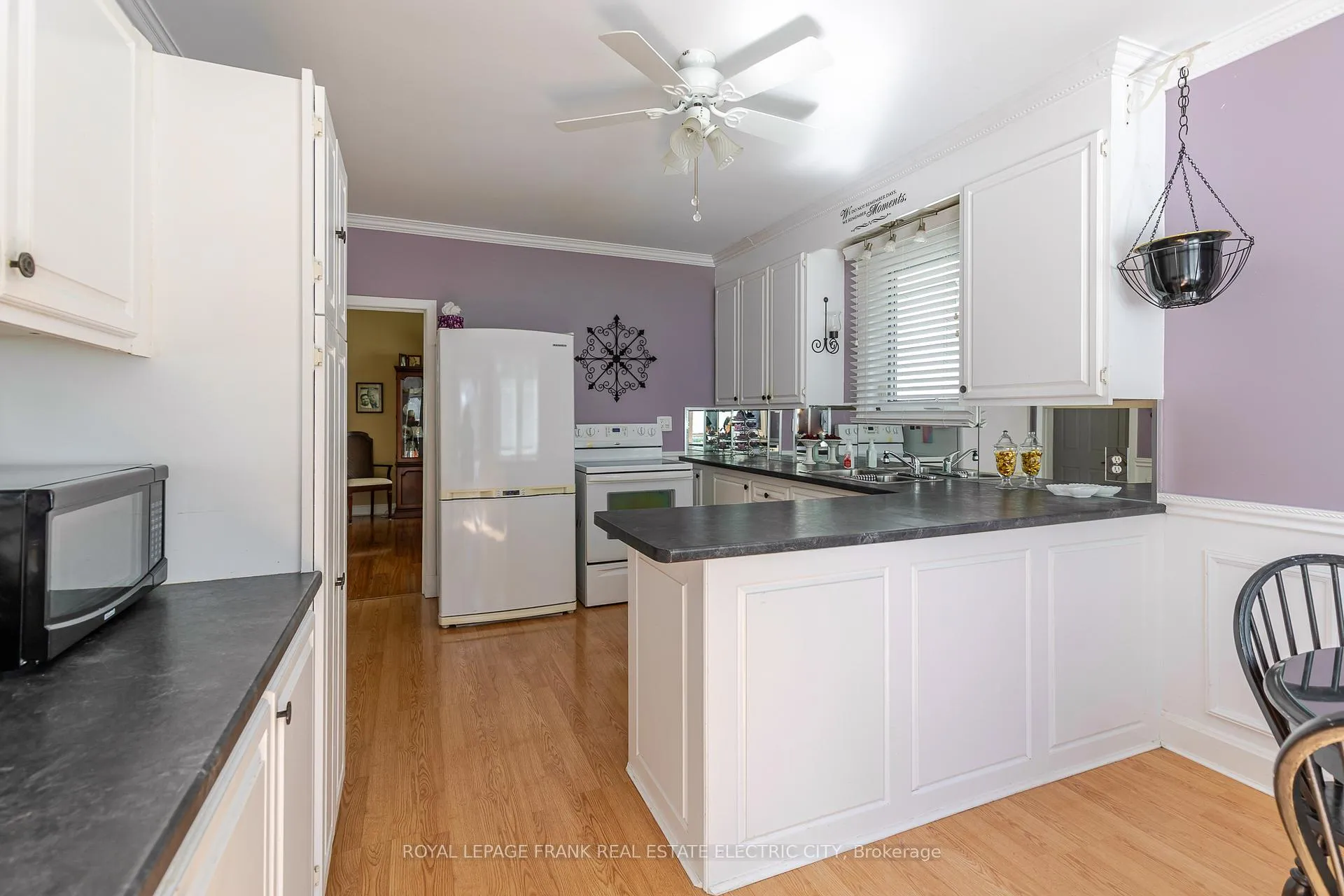 Photo 23 of 287 McGill Street, Peterborough, Otonabee Ward 1 — HOMEH
