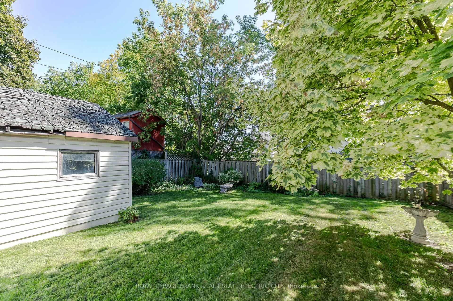 Photo 39 of 287 McGill Street, Peterborough, Otonabee Ward 1 — HOMEH
