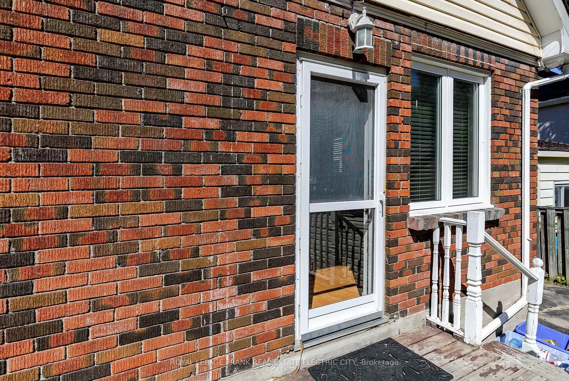 Photo 43 of 287 McGill Street, Peterborough, Otonabee Ward 1 — HOMEH