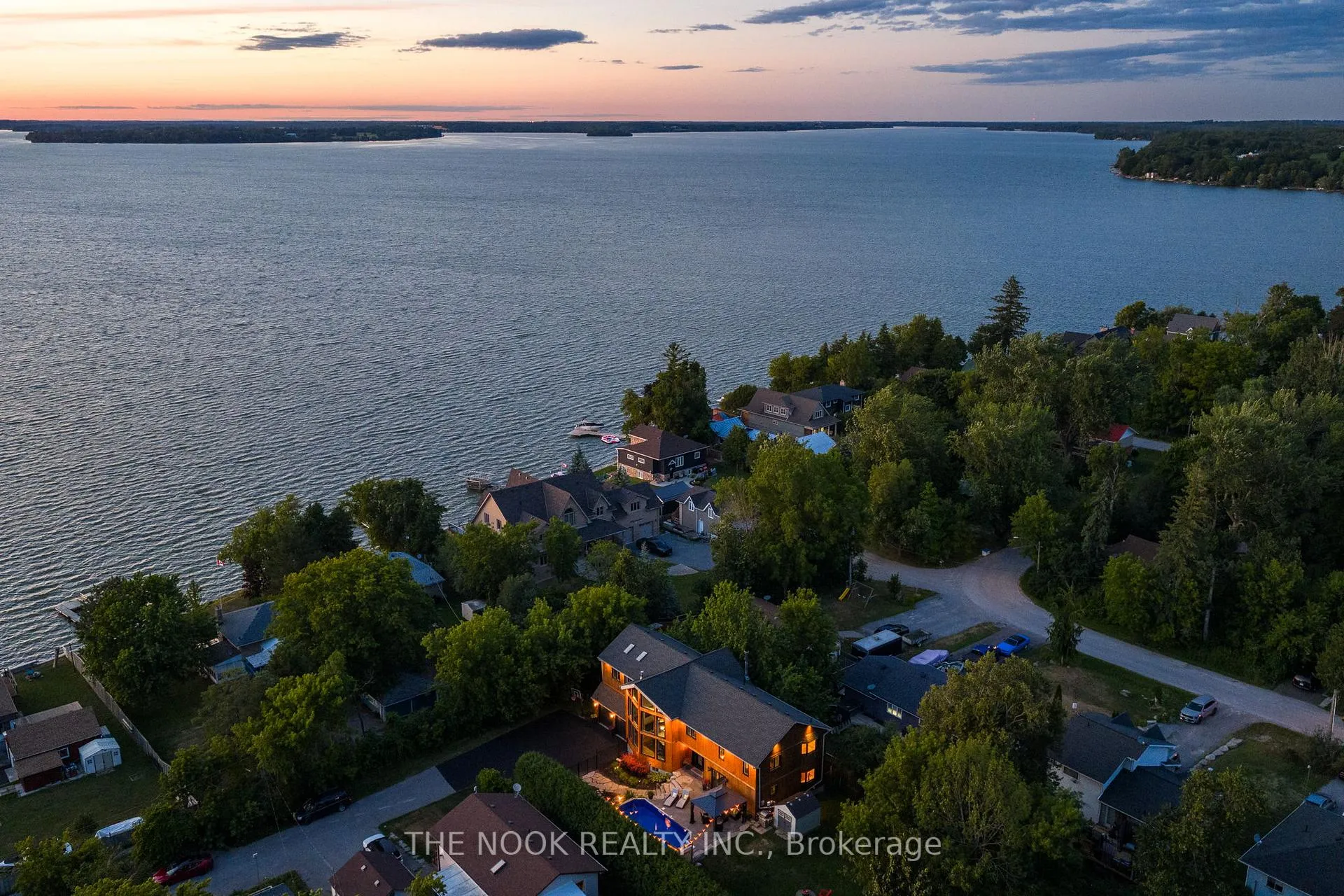 Photo 2 of 27 Pine Street, Scugog, Rural Scugog — HOMEH
