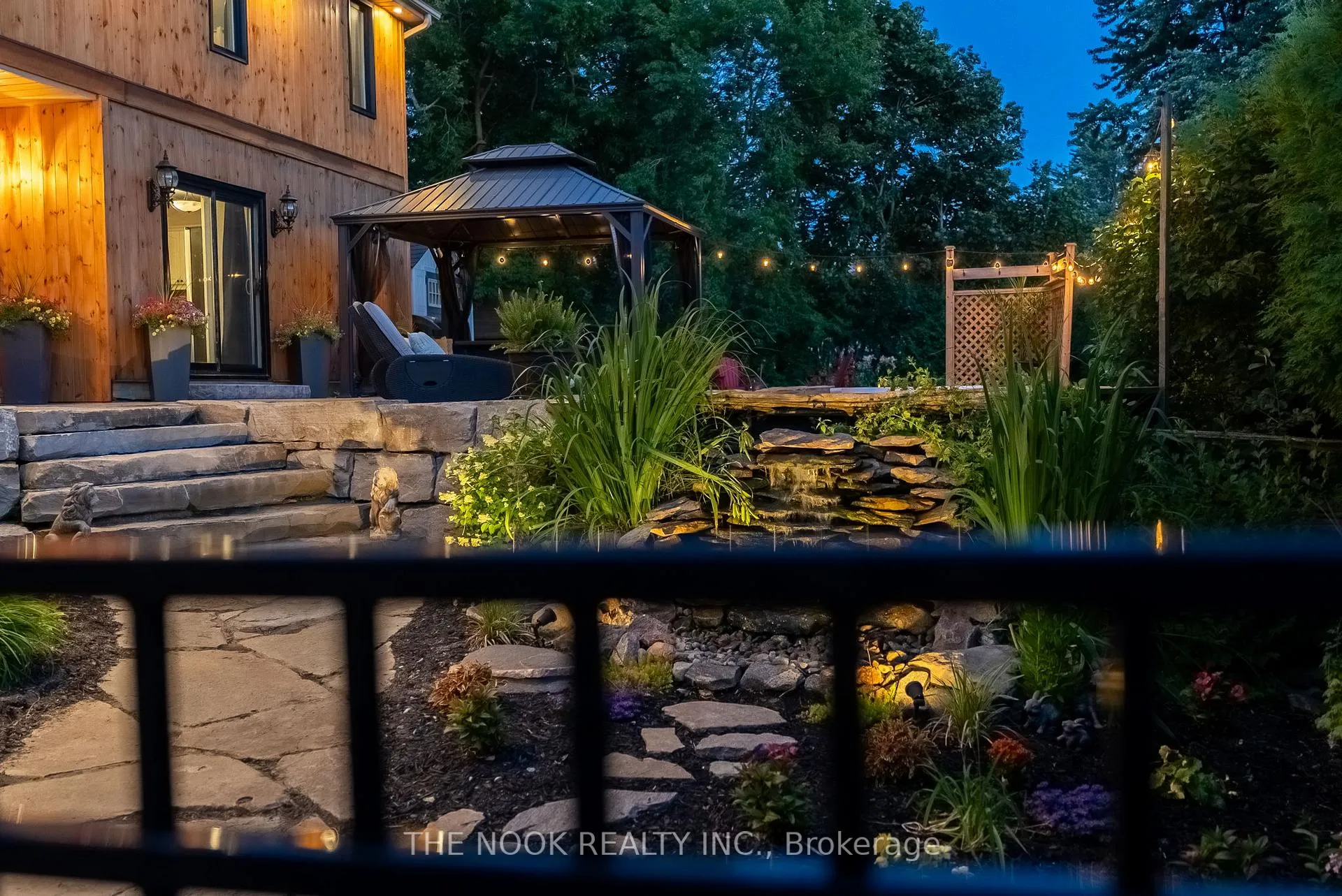 Photo 41 of 27 Pine Street, Scugog, Rural Scugog — HOMEH