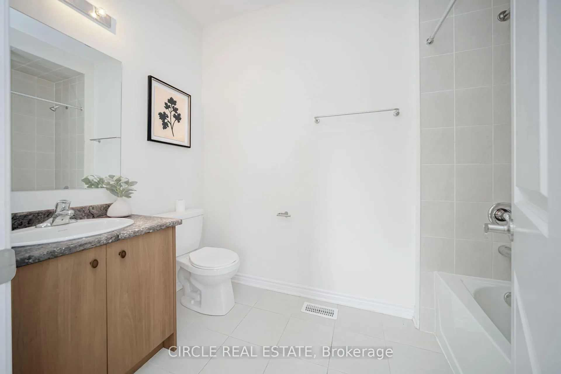 Photo 34 of 127 petch Avenue, Caledon, Rural Caledon — HOMEH