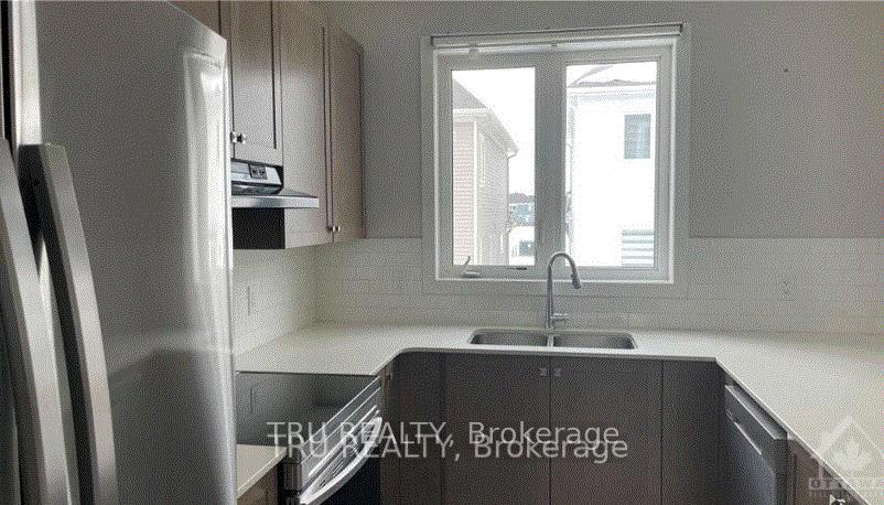 Photo 18 of 204 Appalachian Circle, Ottawa, Barrhaven - Half Moon Bay — HOMEH