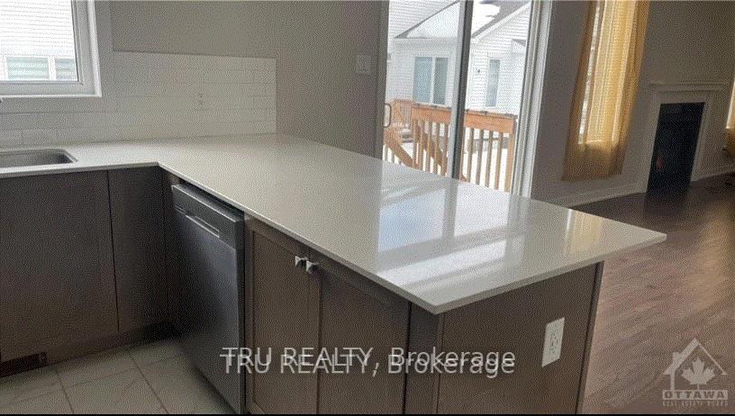 Photo 19 of 204 Appalachian Circle, Ottawa, Barrhaven - Half Moon Bay — HOMEH