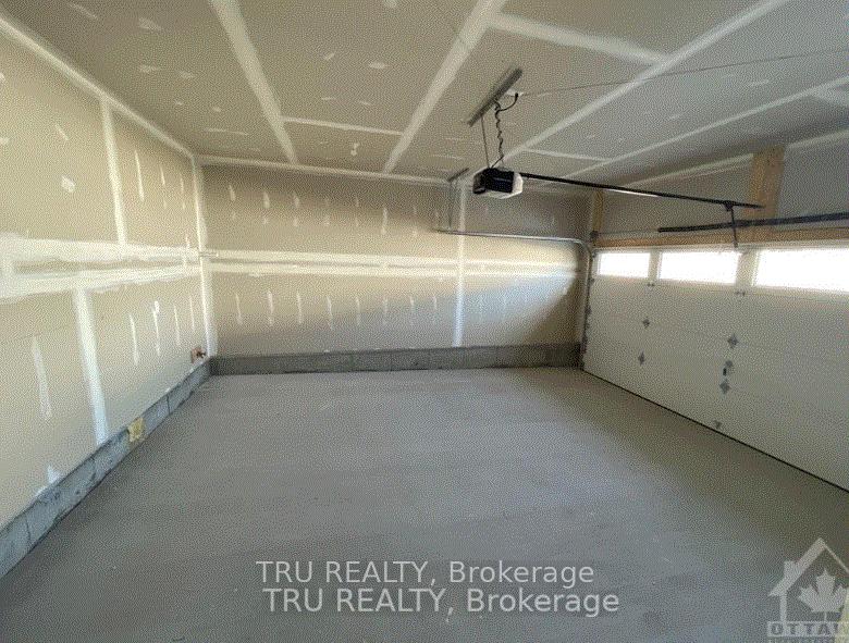 Photo 21 of 204 Appalachian Circle, Ottawa, Barrhaven - Half Moon Bay — HOMEH