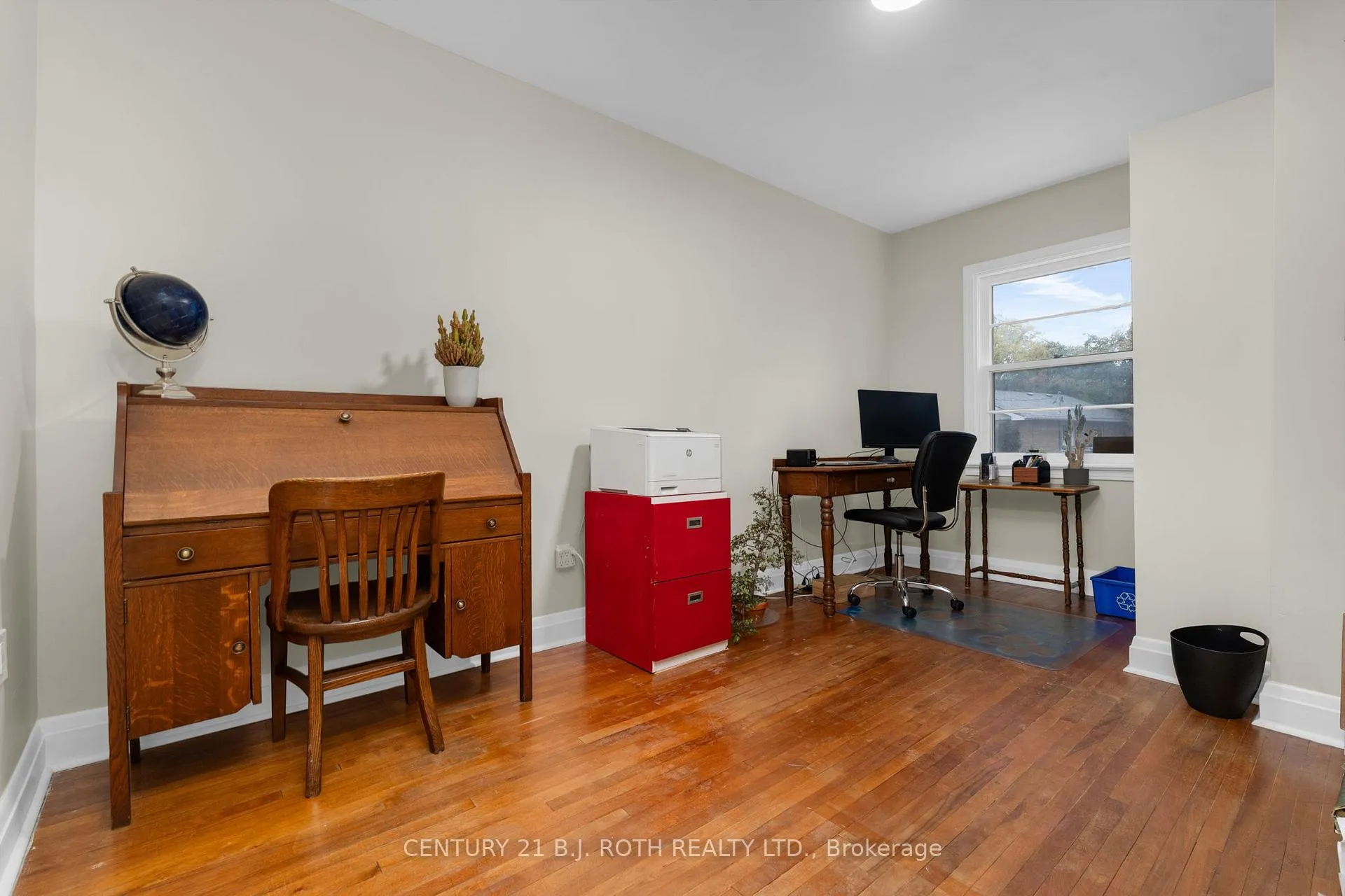 Photo 5 of 93 Catherine Avenue, Aurora, Aurora Village — HOMEH