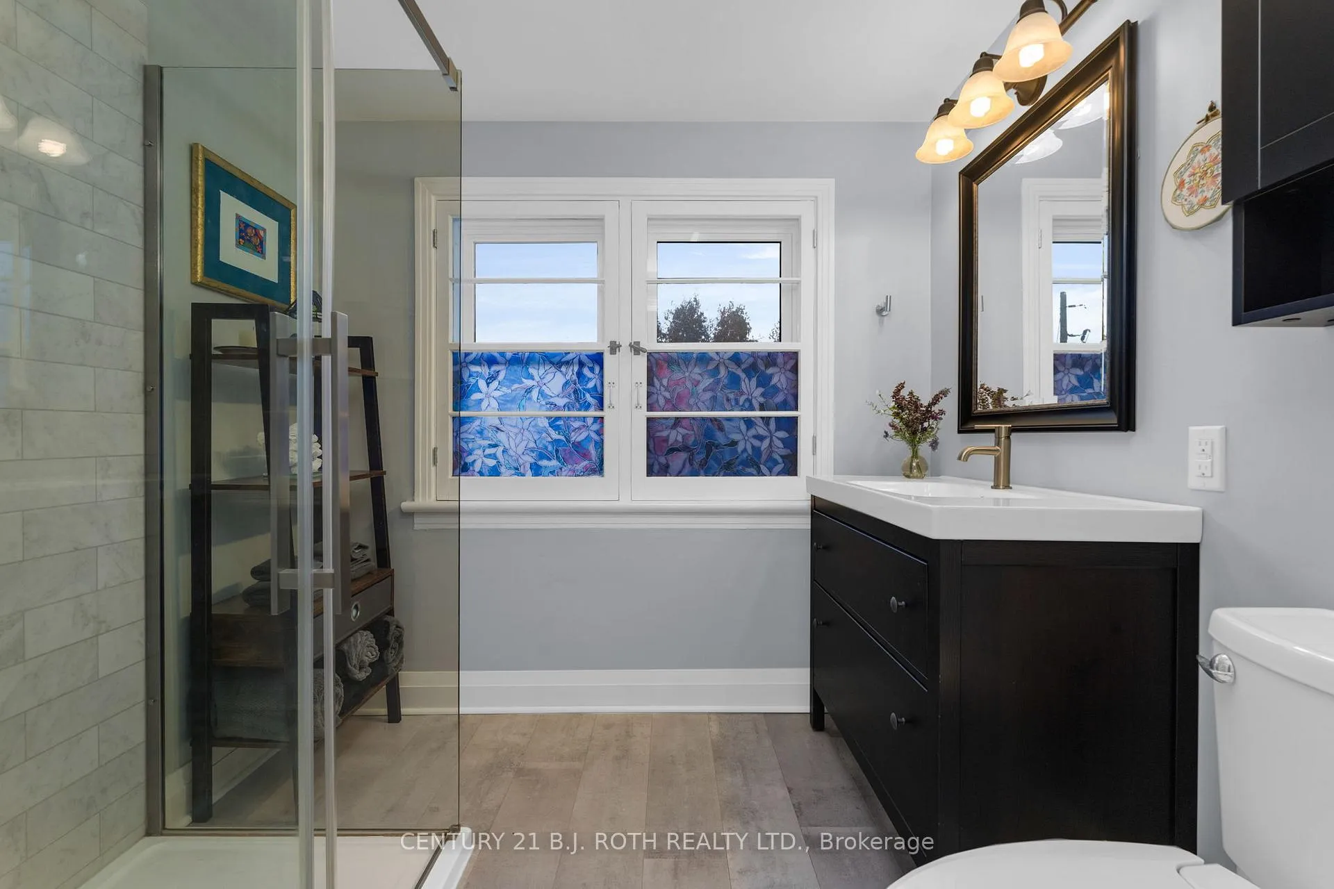 Photo 18 of 93 Catherine Avenue, Aurora, Aurora Village — HOMEH