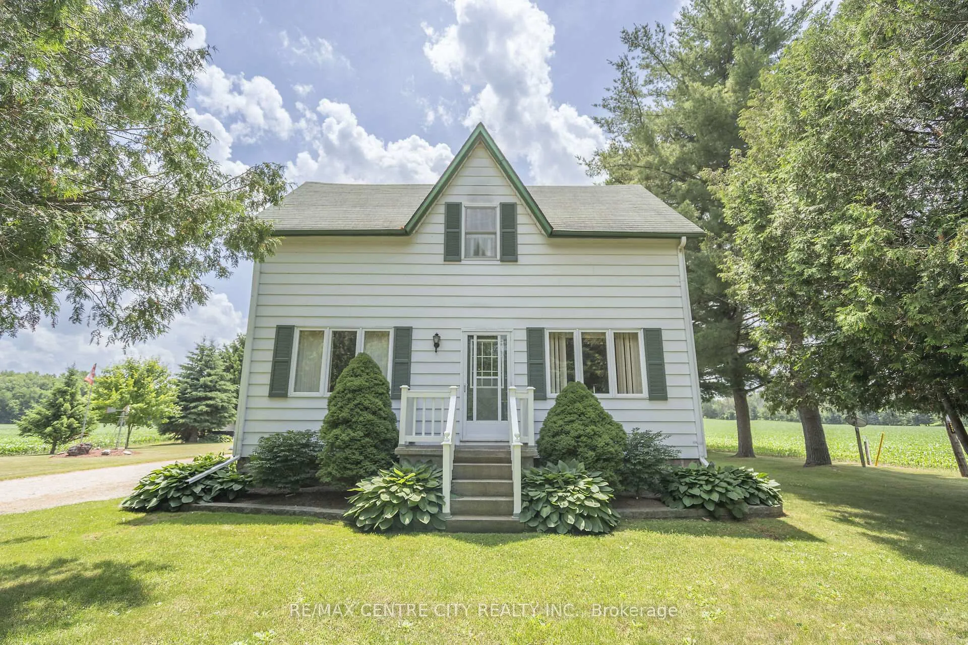 Photo 10 of 2169 Cromarty Drive, Thames Centre, Dorchester — HOMEH