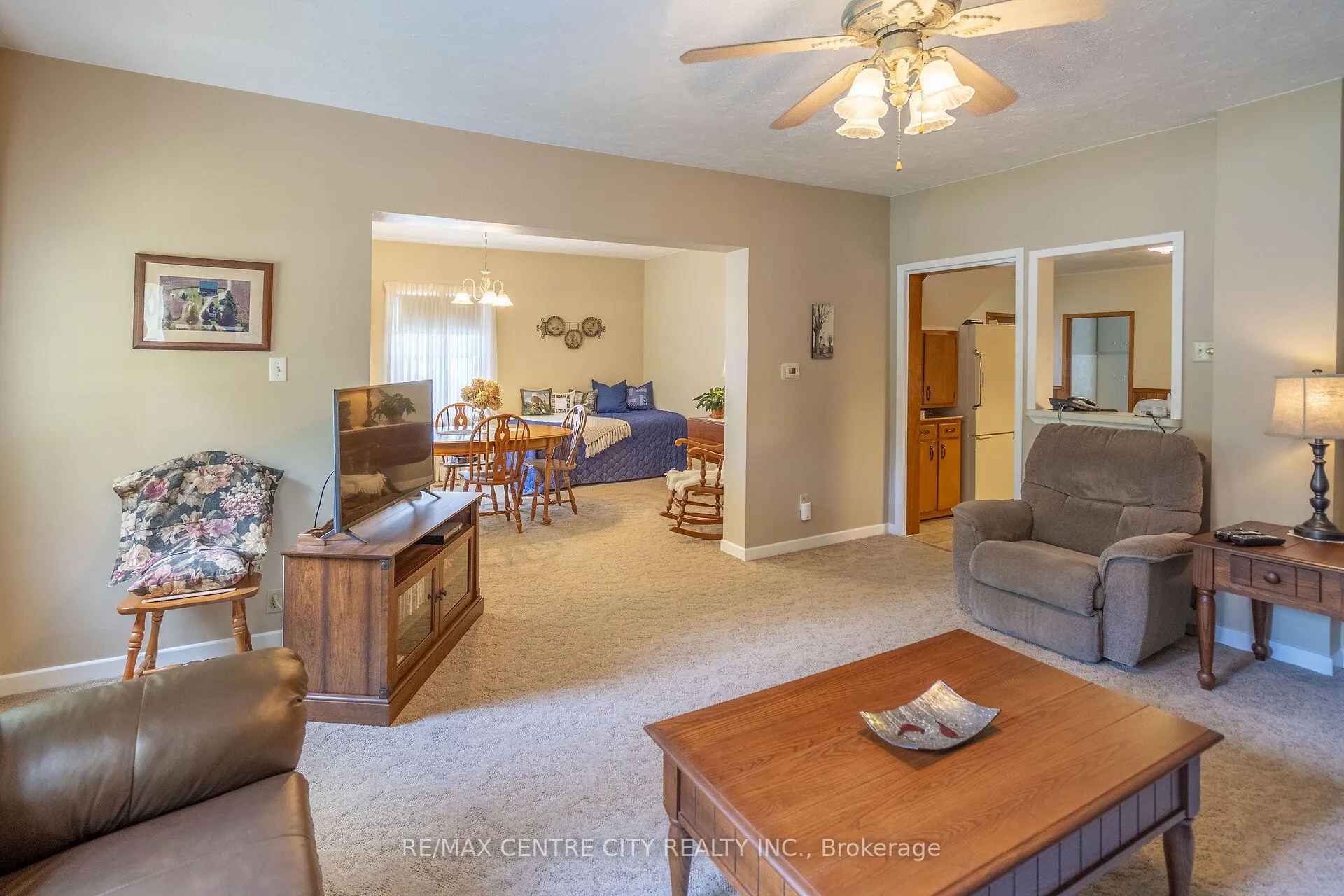Photo 14 of 2169 Cromarty Drive, Thames Centre, Dorchester — HOMEH