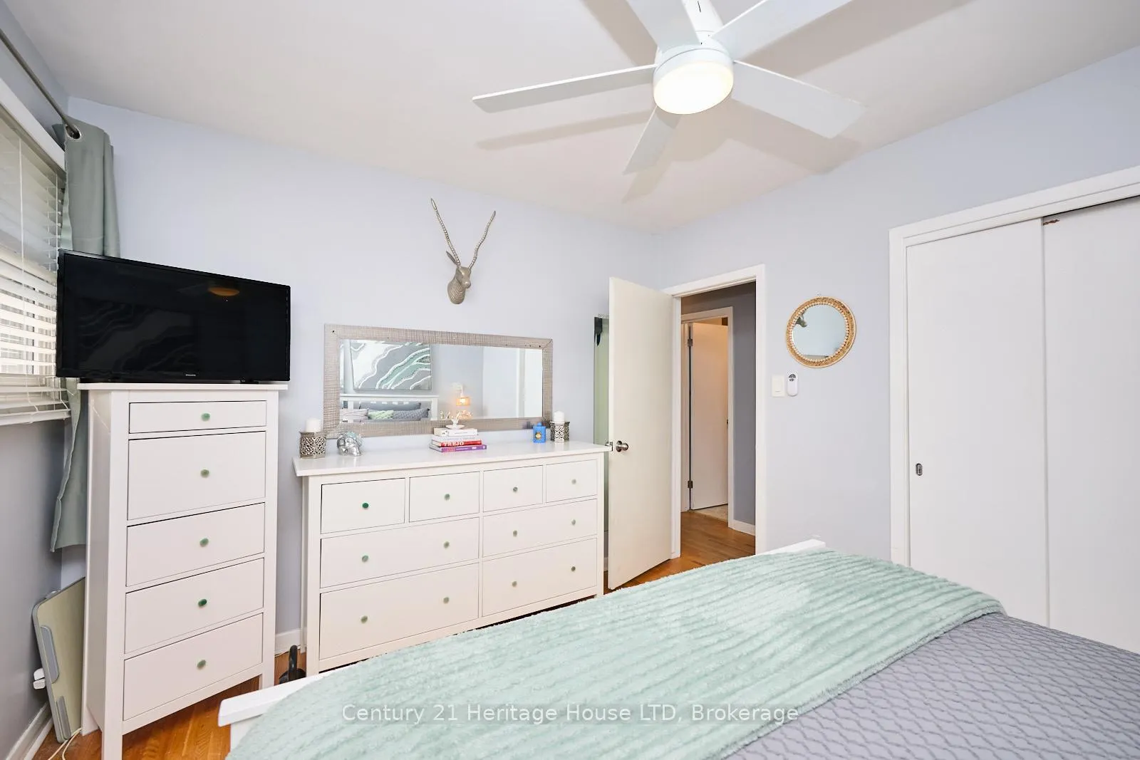 Photo 14 of 3835 Windermere Road, Niagara Falls, Stamford — HOMEH
