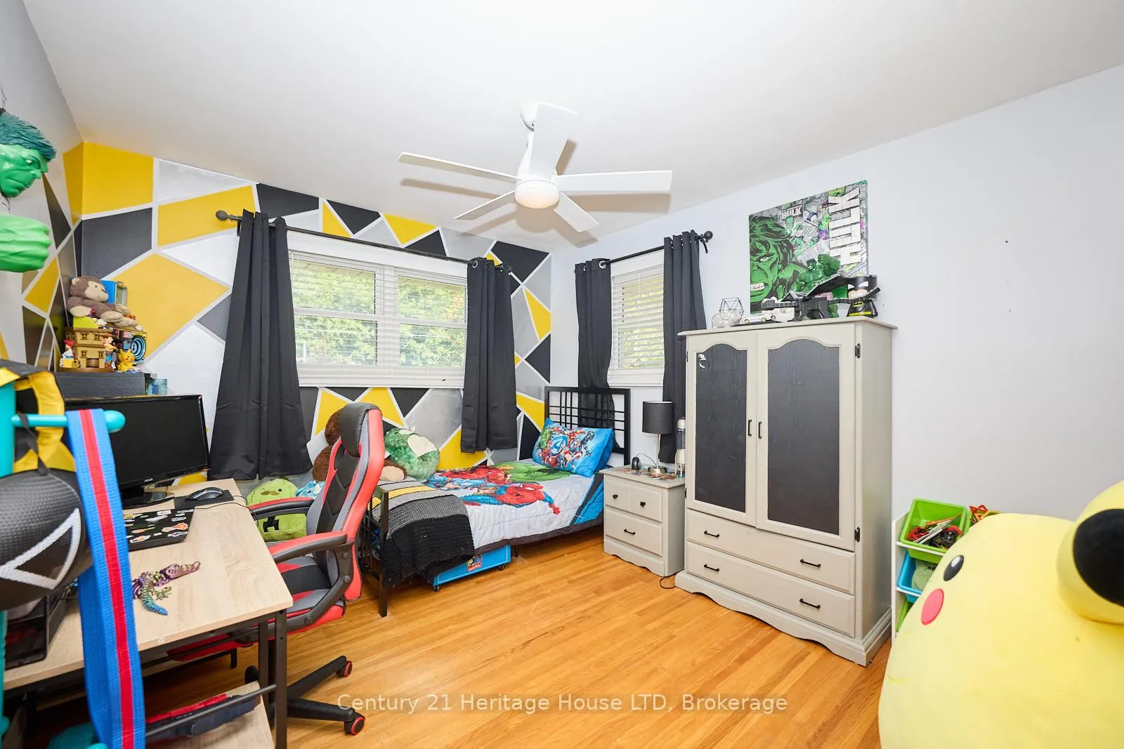 Photo 18 of 3835 Windermere Road, Niagara Falls, Stamford — HOMEH