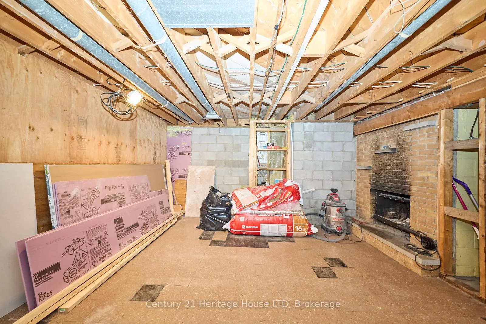Photo 28 of 3835 Windermere Road, Niagara Falls, Stamford — HOMEH