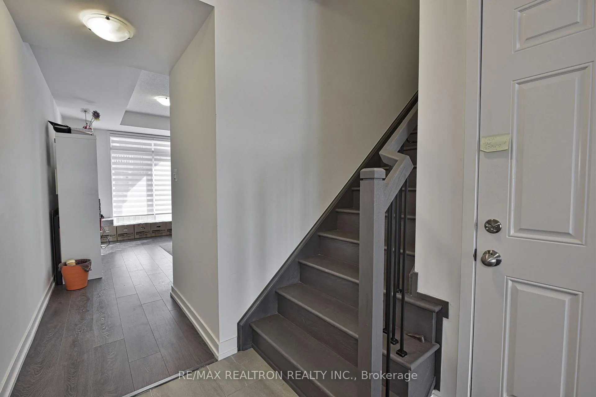 Photo 8 of 214 Wheat Boom Drive, Oakville, Joshua Meadows — HOMEH