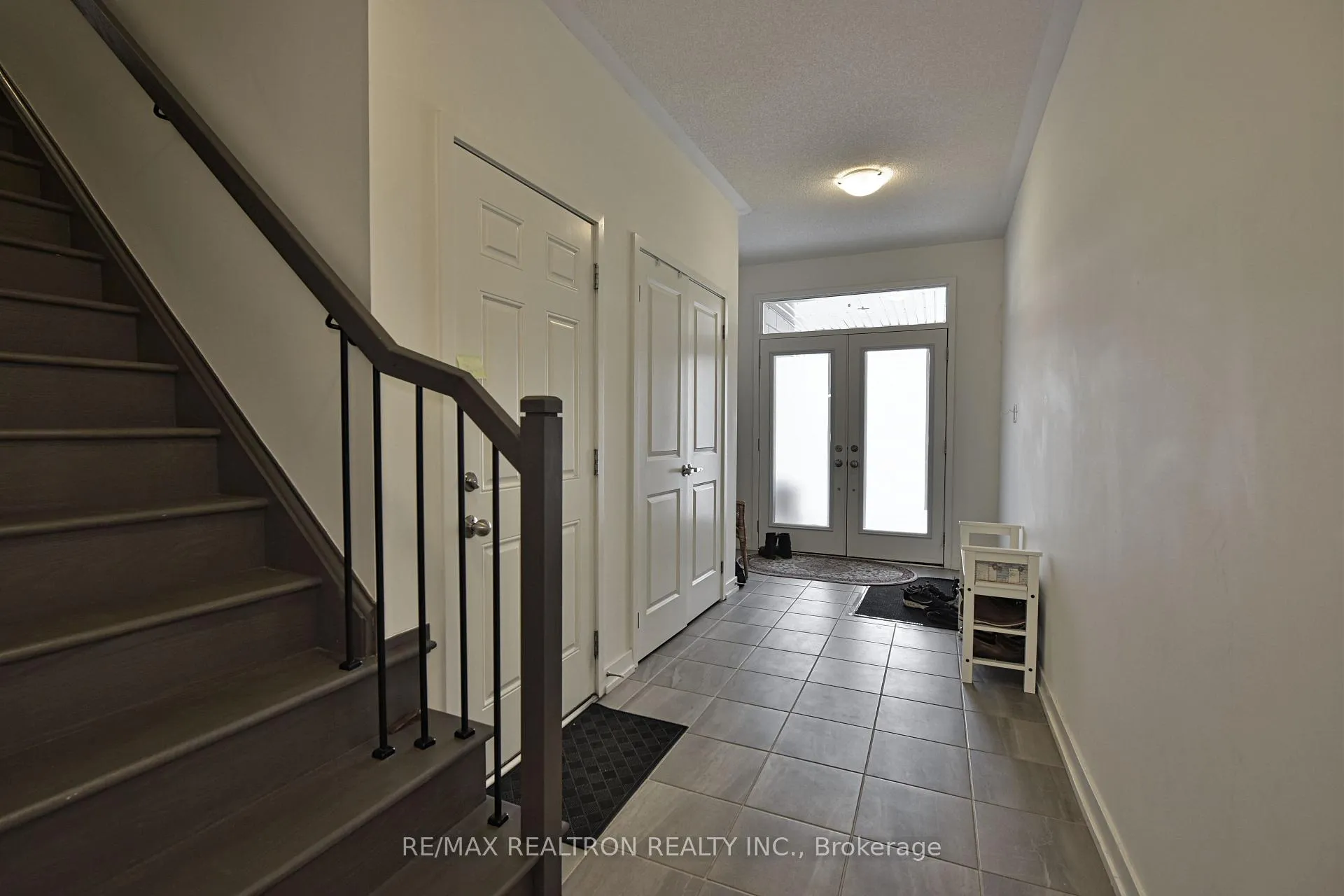 Photo 9 of 214 Wheat Boom Drive, Oakville, Joshua Meadows — HOMEH