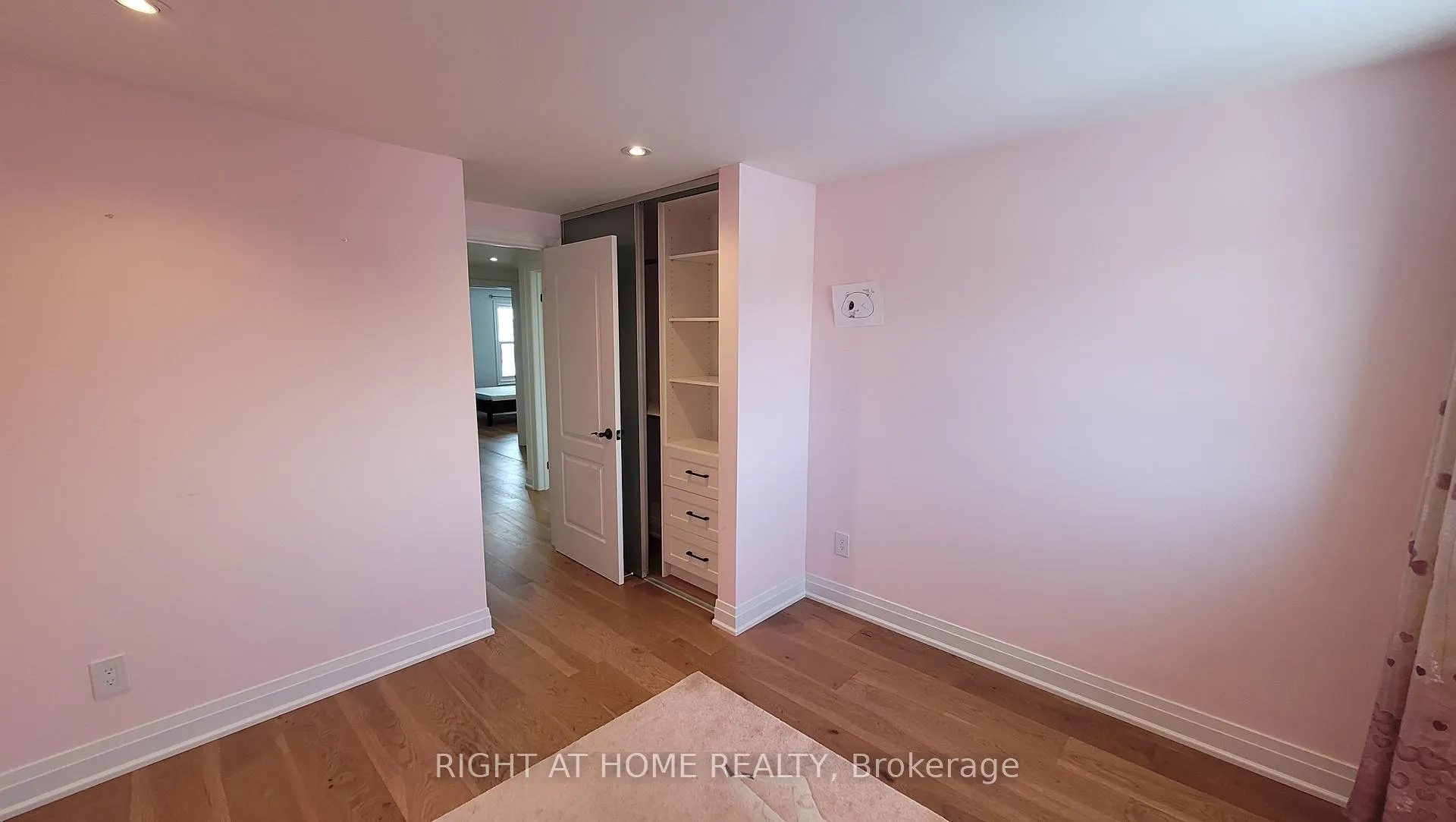 Photo 7 of 2 Clydesdale Road, Markham, Milliken Mills West — HOMEH