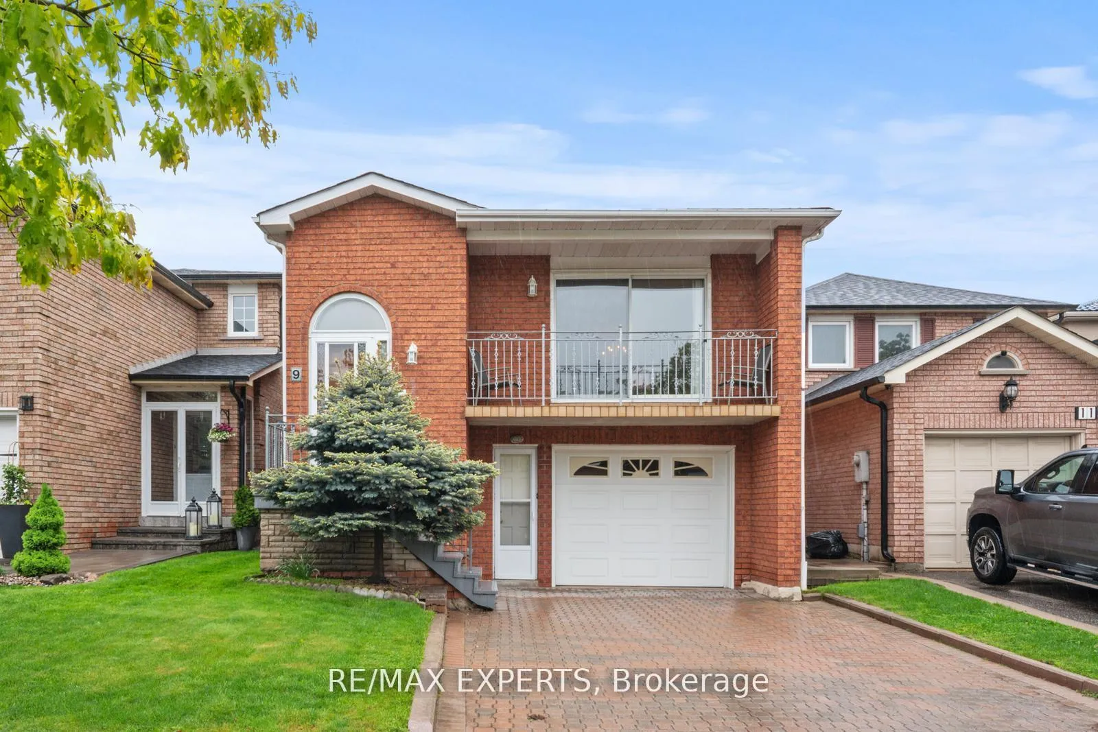 Photo 1 of 9 Richbell Street, Vaughan, Brownridge — HOMEH