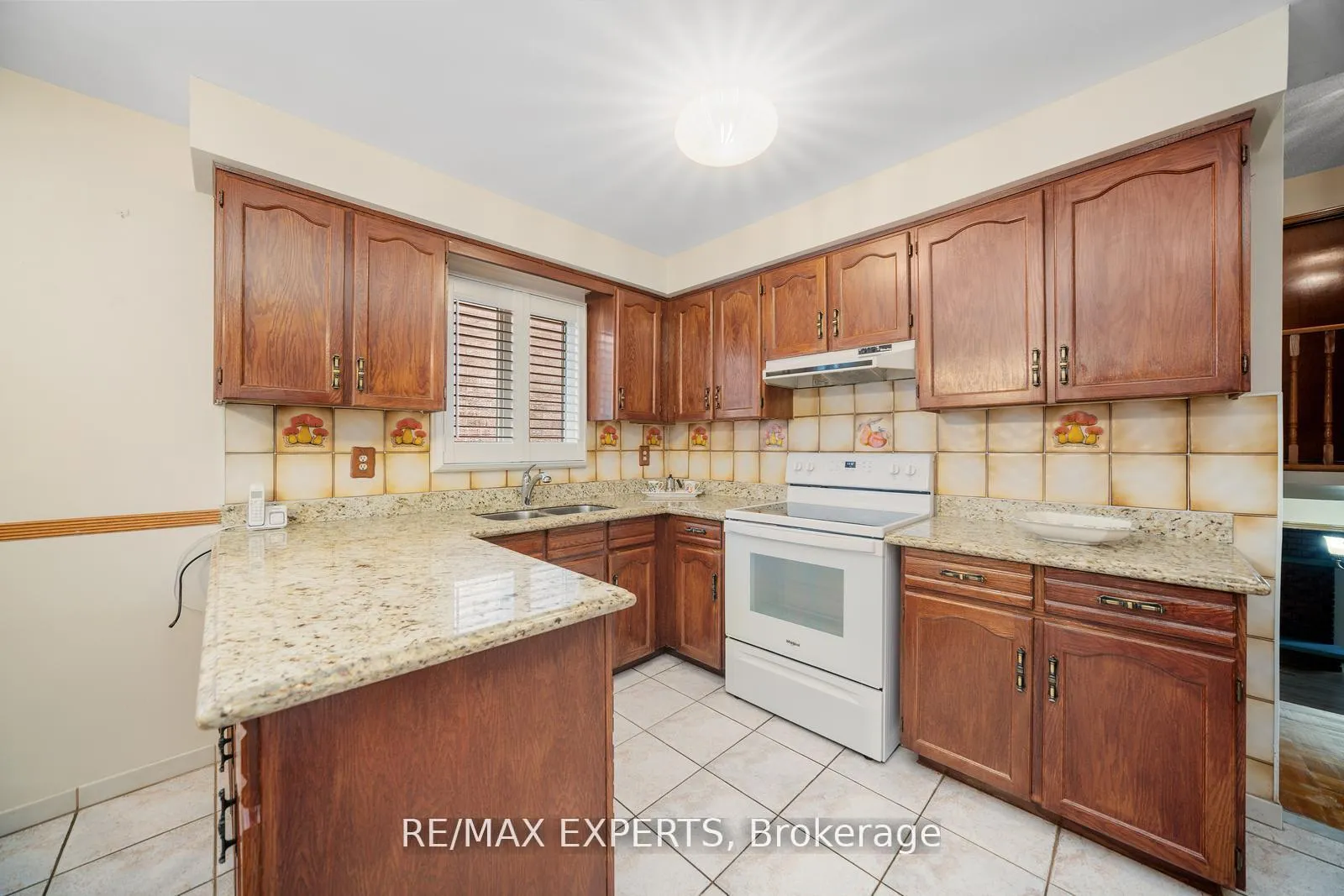 Photo 12 of 9 Richbell Street, Vaughan, Brownridge — HOMEH