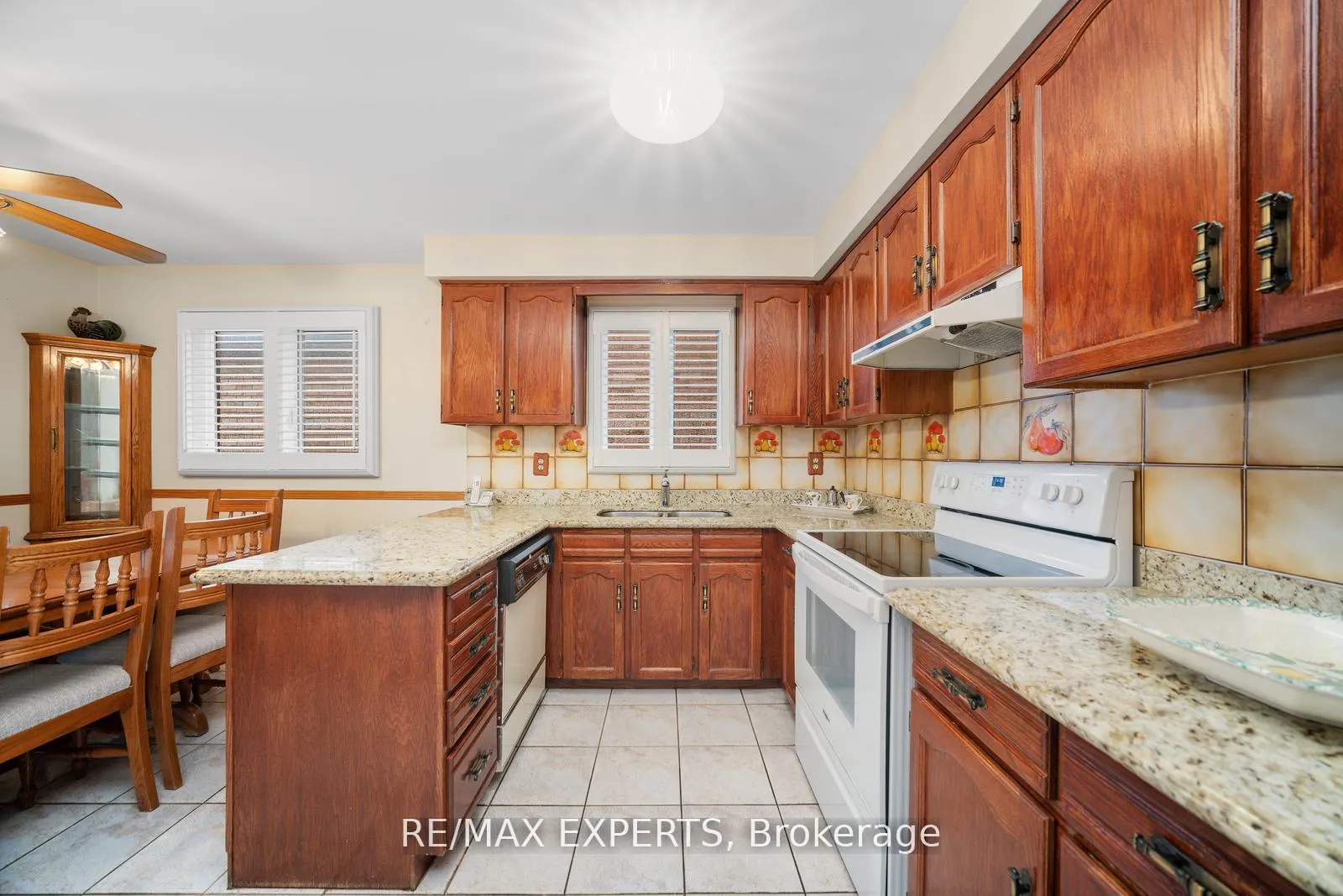 Photo 13 of 9 Richbell Street, Vaughan, Brownridge — HOMEH