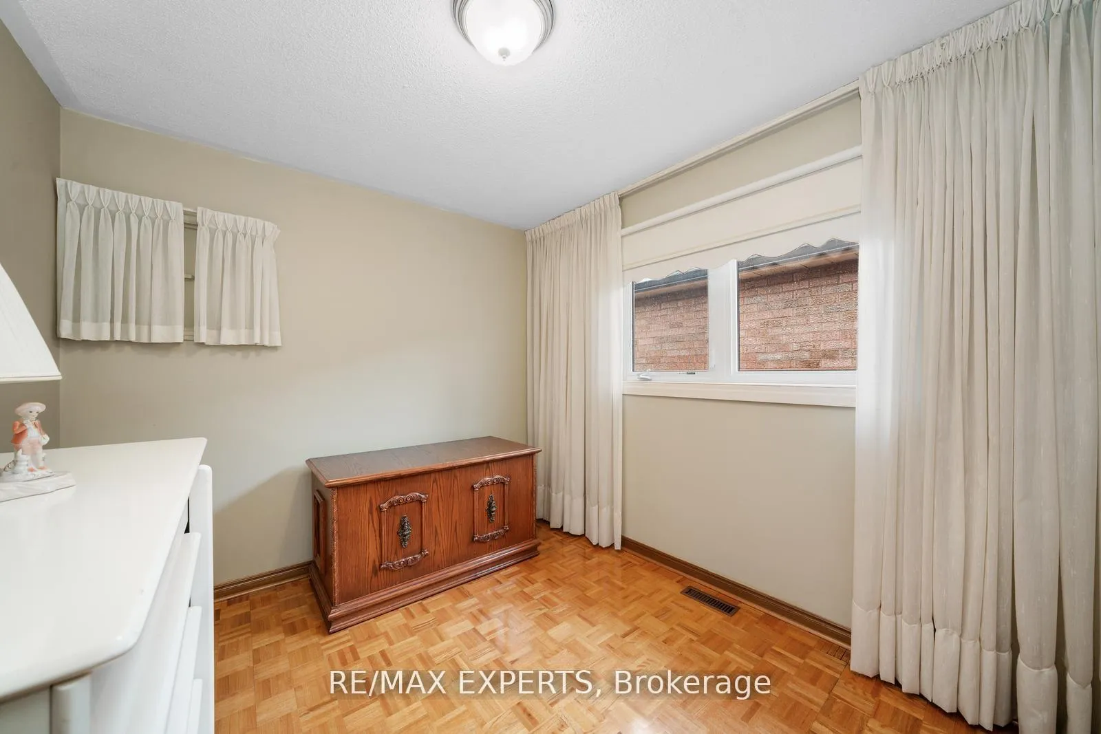 Photo 19 of 9 Richbell Street, Vaughan, Brownridge — HOMEH