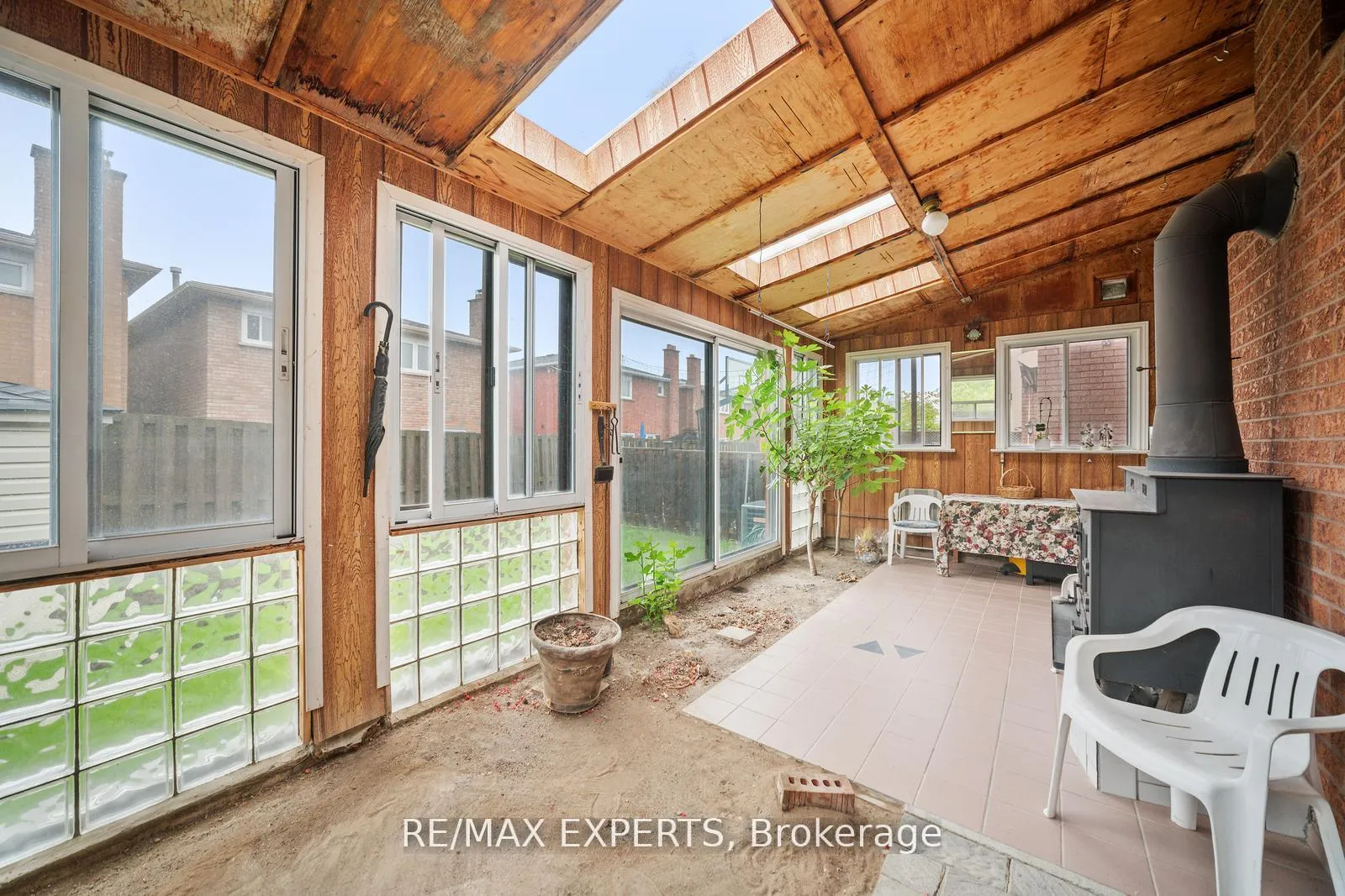 Photo 37 of 9 Richbell Street, Vaughan, Brownridge — HOMEH