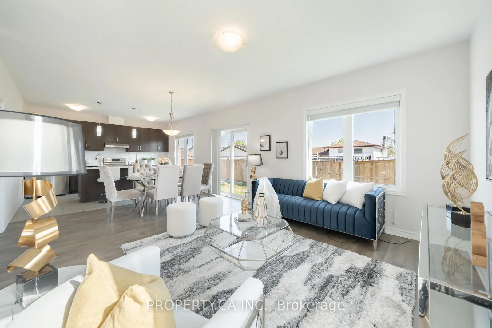 Photo 2 of 102 Bethune Avenue, Welland, Lincoln/Crowland — HOMEH