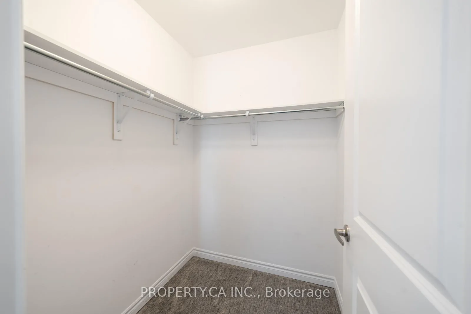 Photo 14 of 102 Bethune Avenue, Welland, Lincoln/Crowland — HOMEH