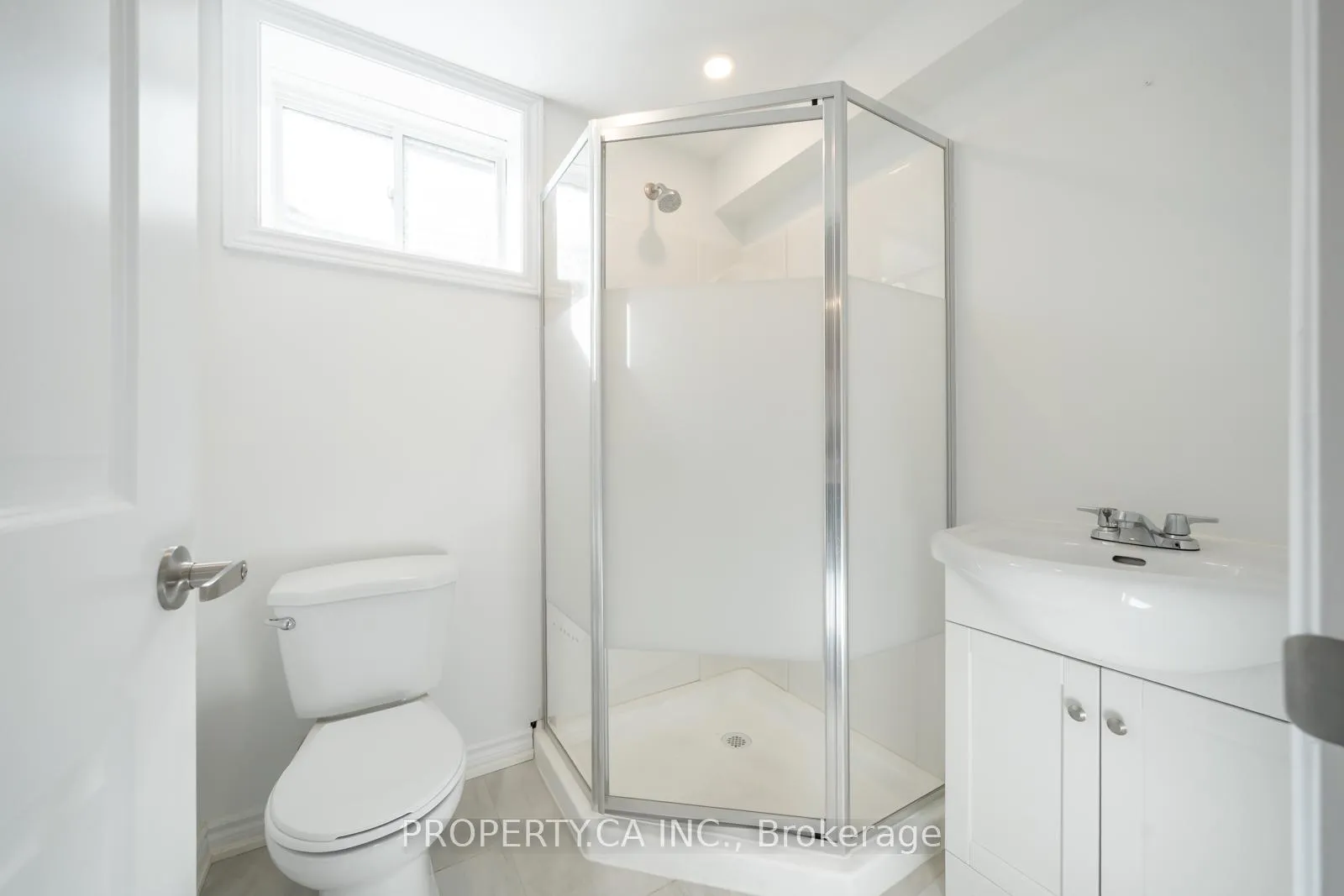 Photo 33 of 102 Bethune Avenue, Welland, Lincoln/Crowland — HOMEH