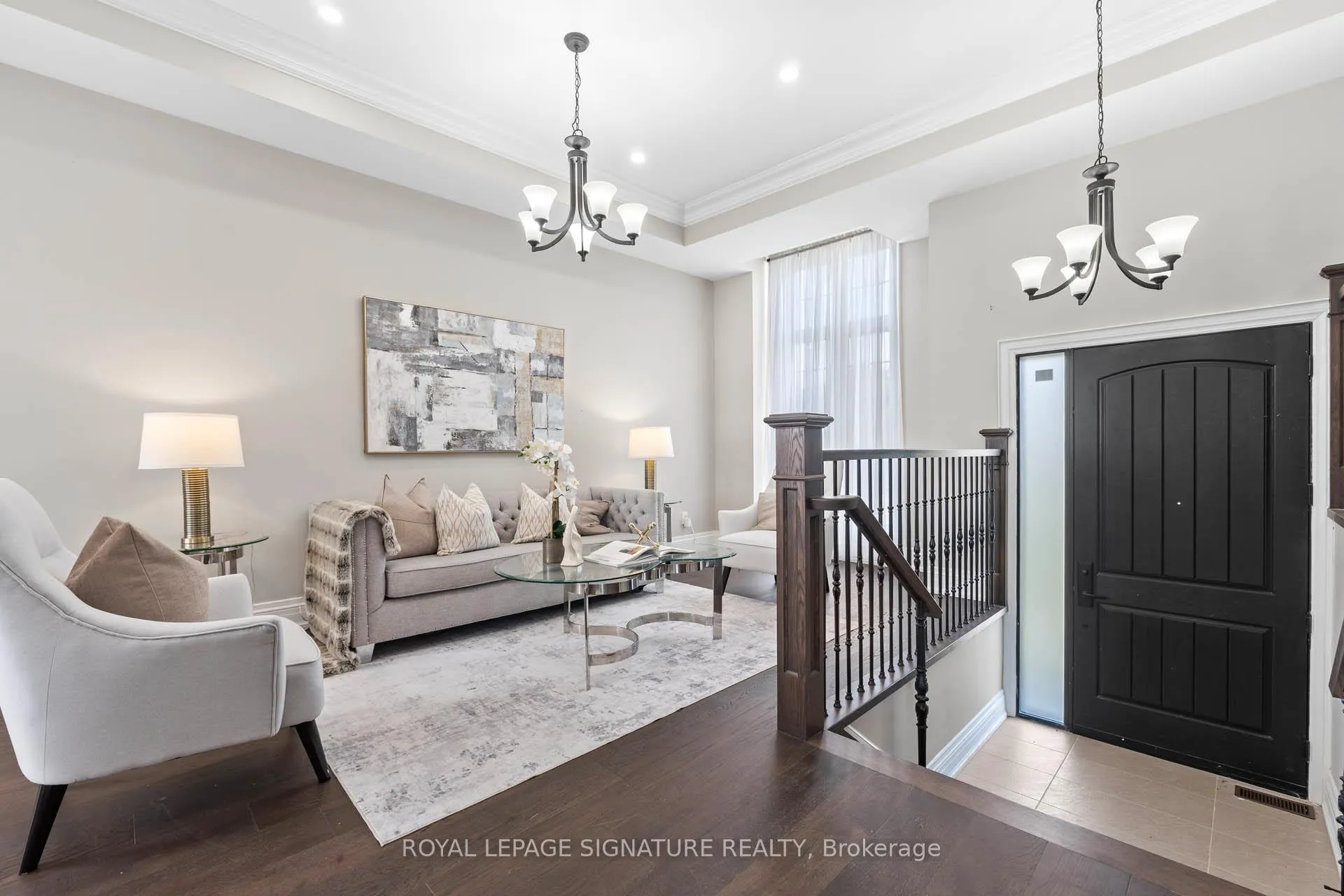 Photo 4 of 1307 Commerce Street, Pickering, Bay Ridges — HOMEH