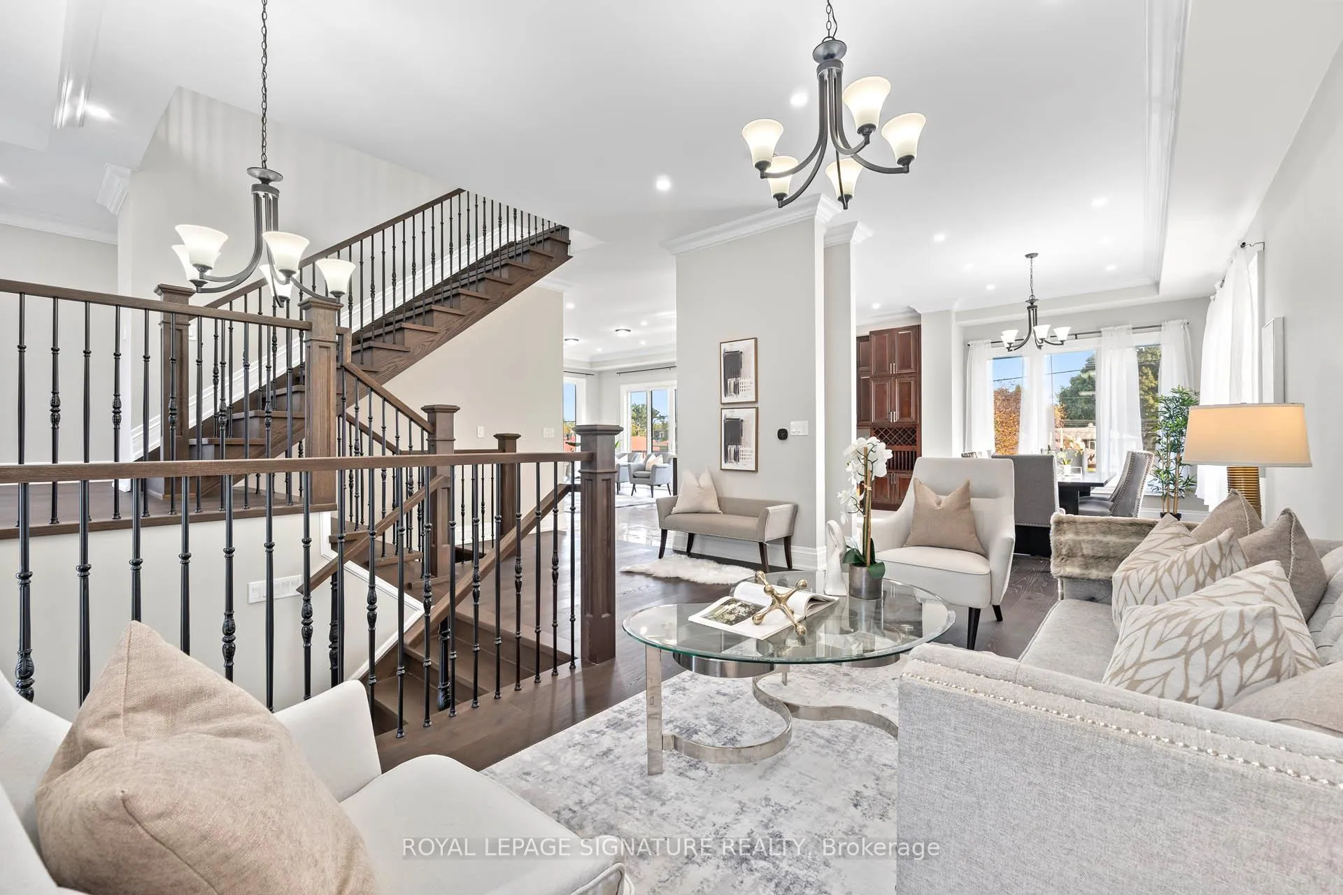 Photo 6 of 1307 Commerce Street, Pickering, Bay Ridges — HOMEH