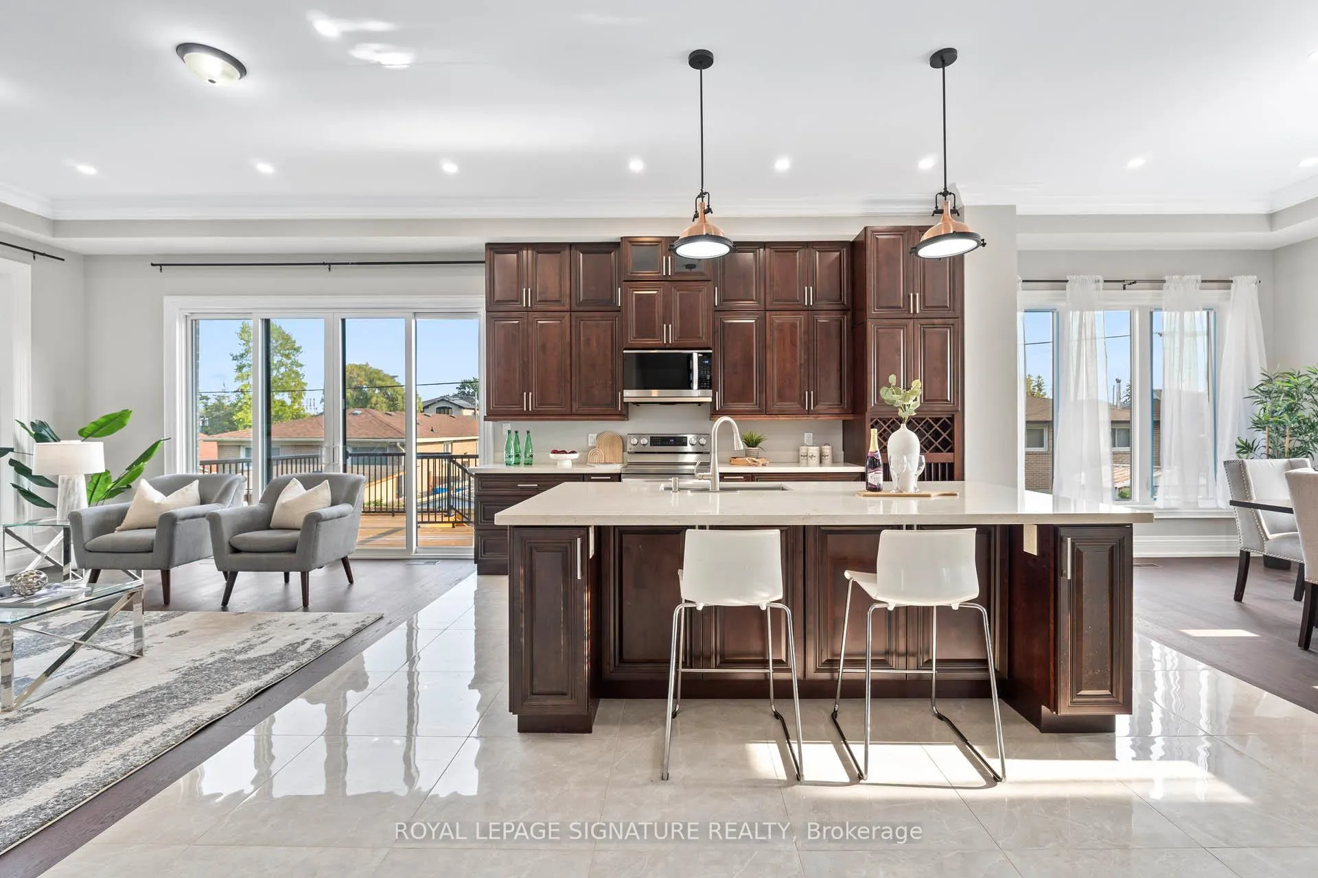 Photo 13 of 1307 Commerce Street, Pickering, Bay Ridges — HOMEH