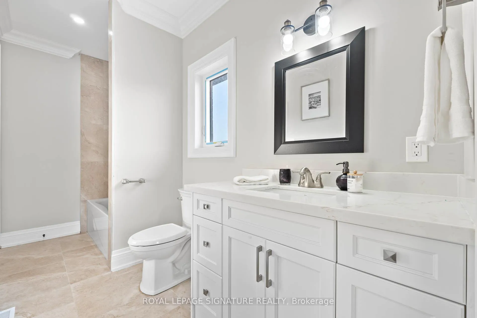 Photo 22 of 1307 Commerce Street, Pickering, Bay Ridges — HOMEH