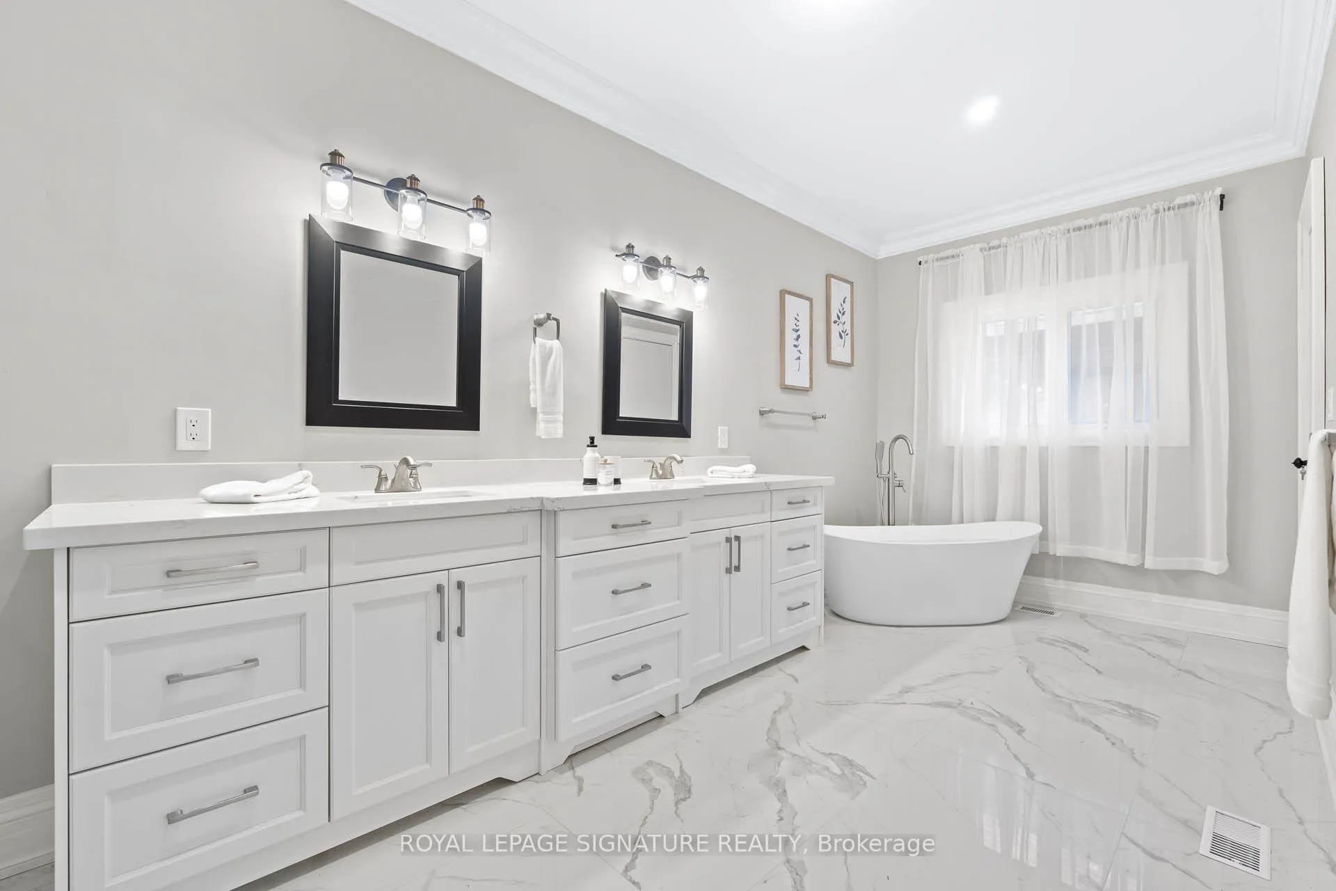 Photo 26 of 1307 Commerce Street, Pickering, Bay Ridges — HOMEH