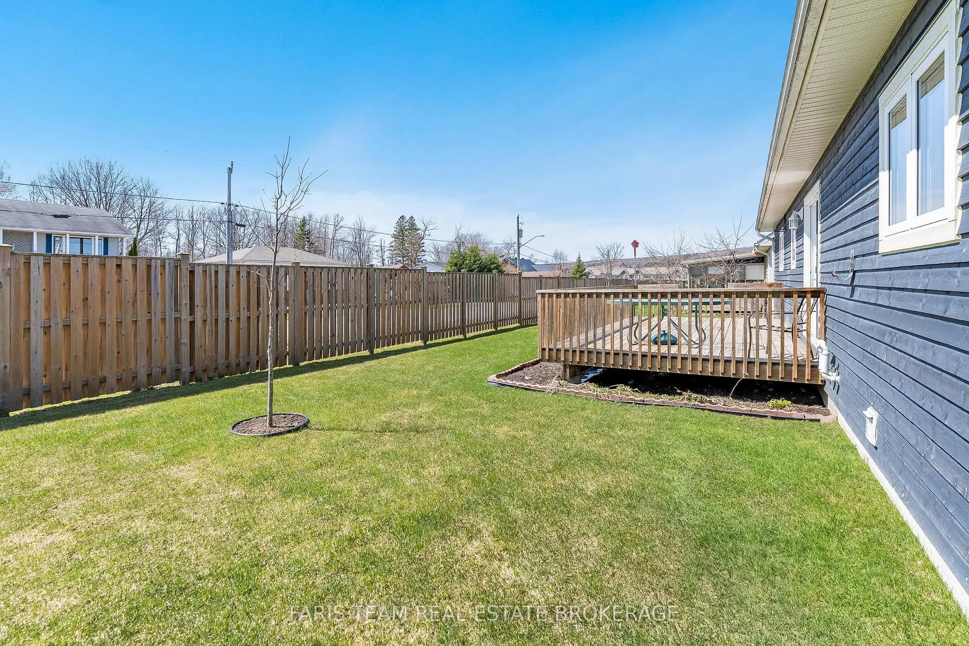 Photo 24 of 18 Grew Crescent, Penetanguishene — HOMEH