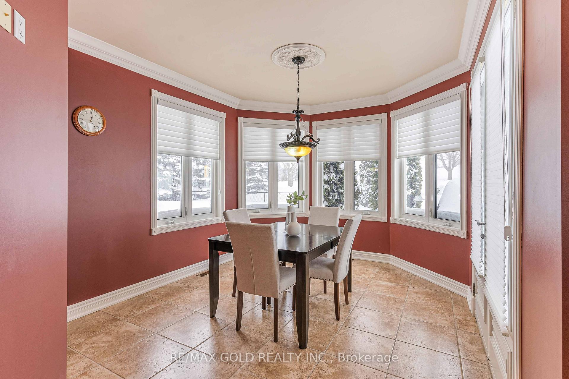 Photo 19 of 17 Highcrest Road, Caledon, Palgrave — HOMEH