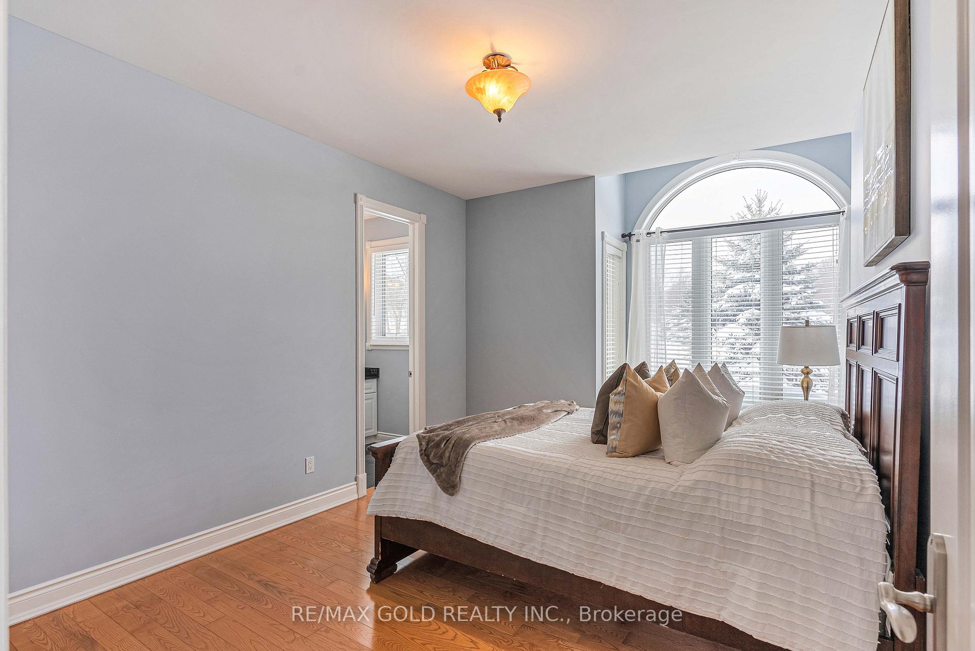 Photo 7 of 17 Highcrest Road, Caledon, Palgrave — HOMEH