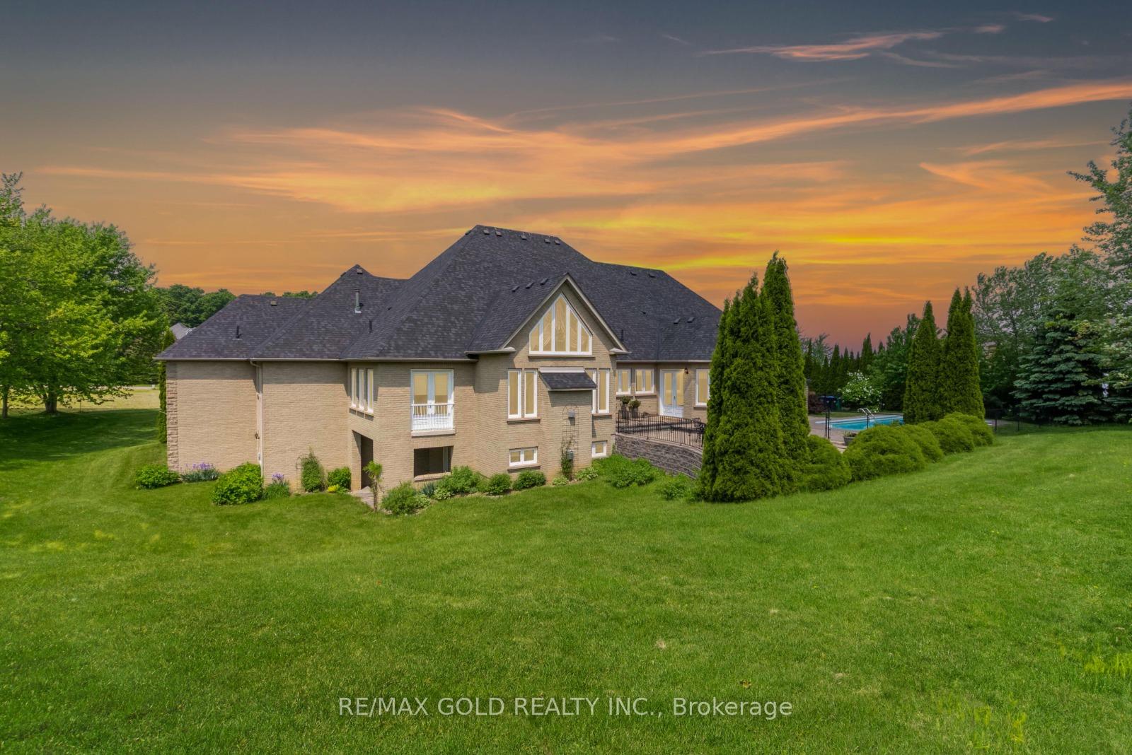 Photo 13 of 17 Highcrest Road, Caledon, Palgrave — HOMEH