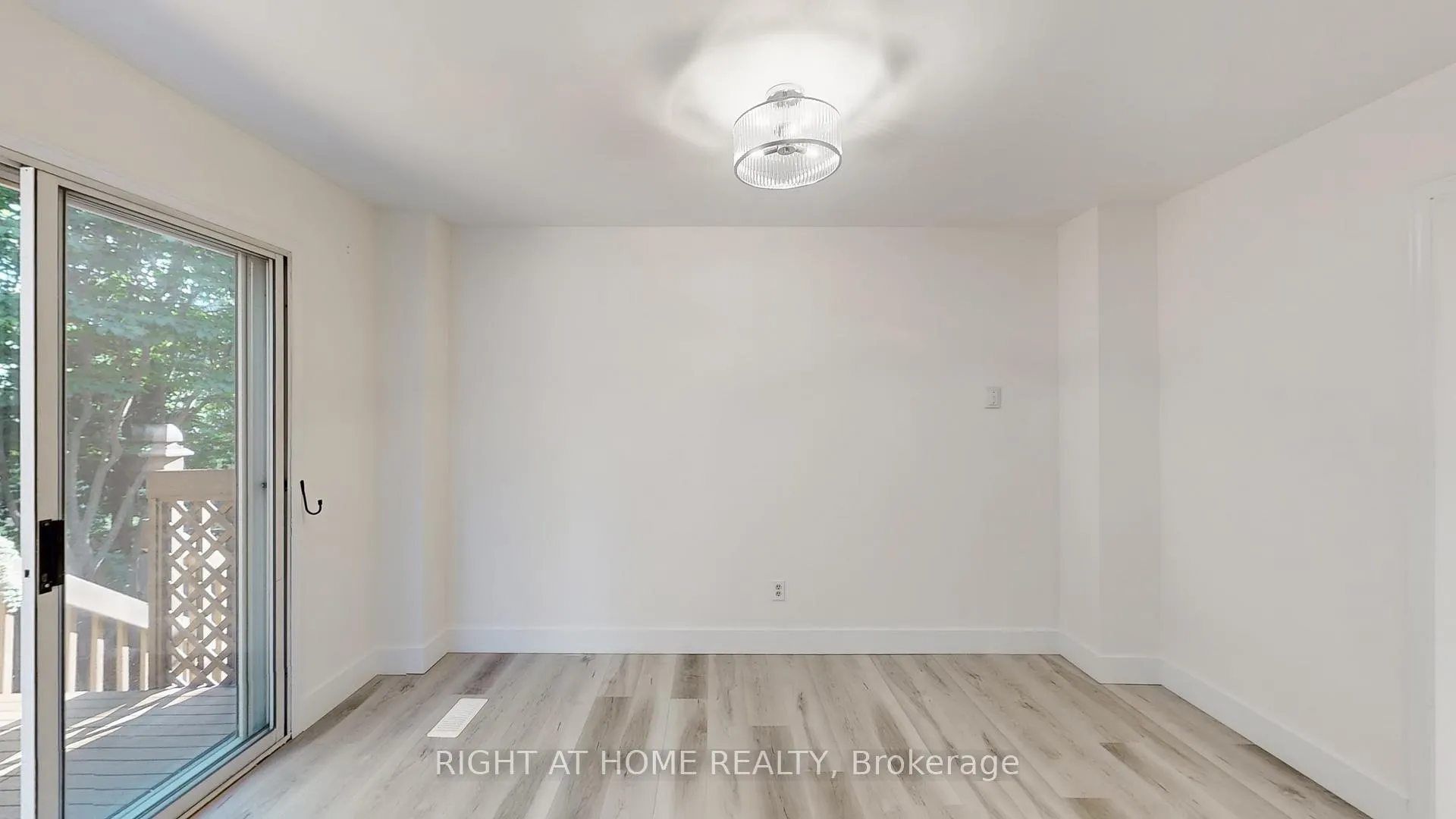 Photo 13 of 1253 Blackburn Drive, Oakville, Glen Abbey — HOMEH