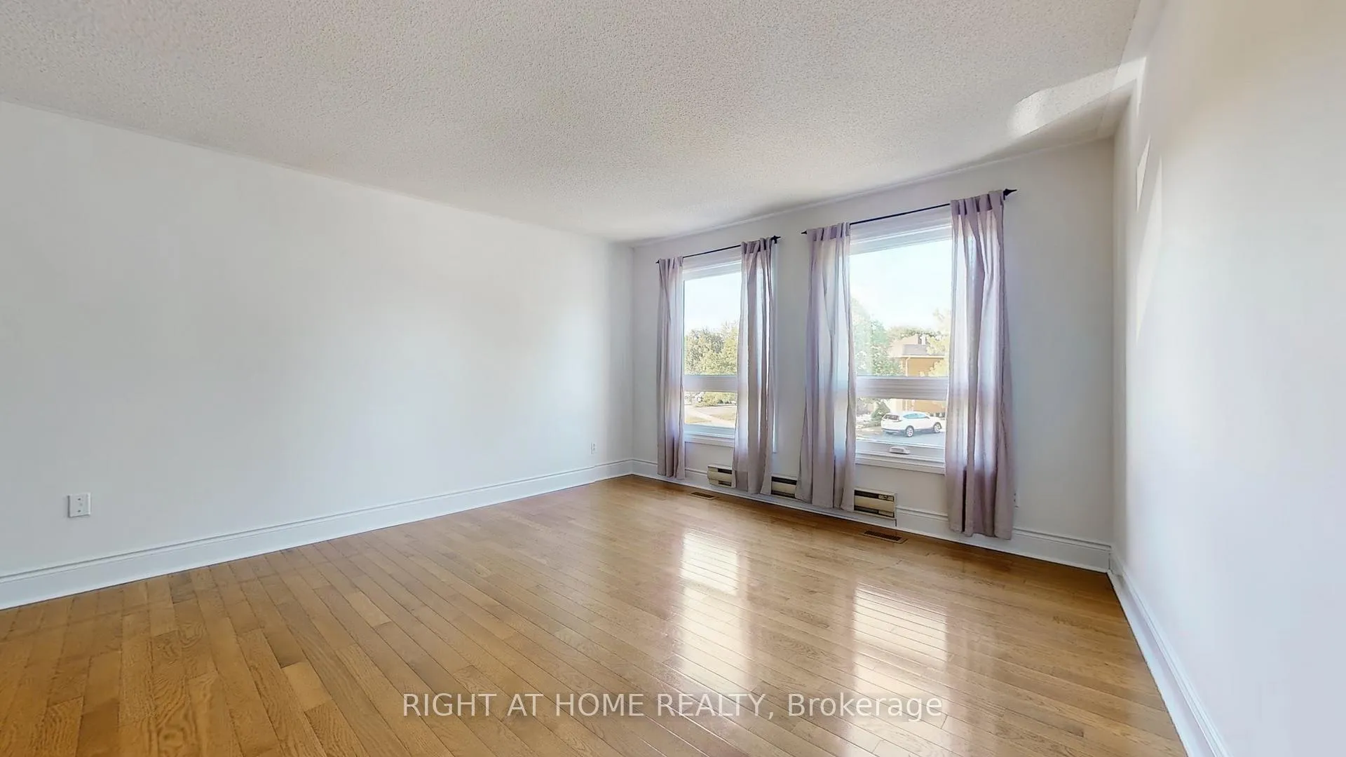 Photo 19 of 1253 Blackburn Drive, Oakville, Glen Abbey — HOMEH