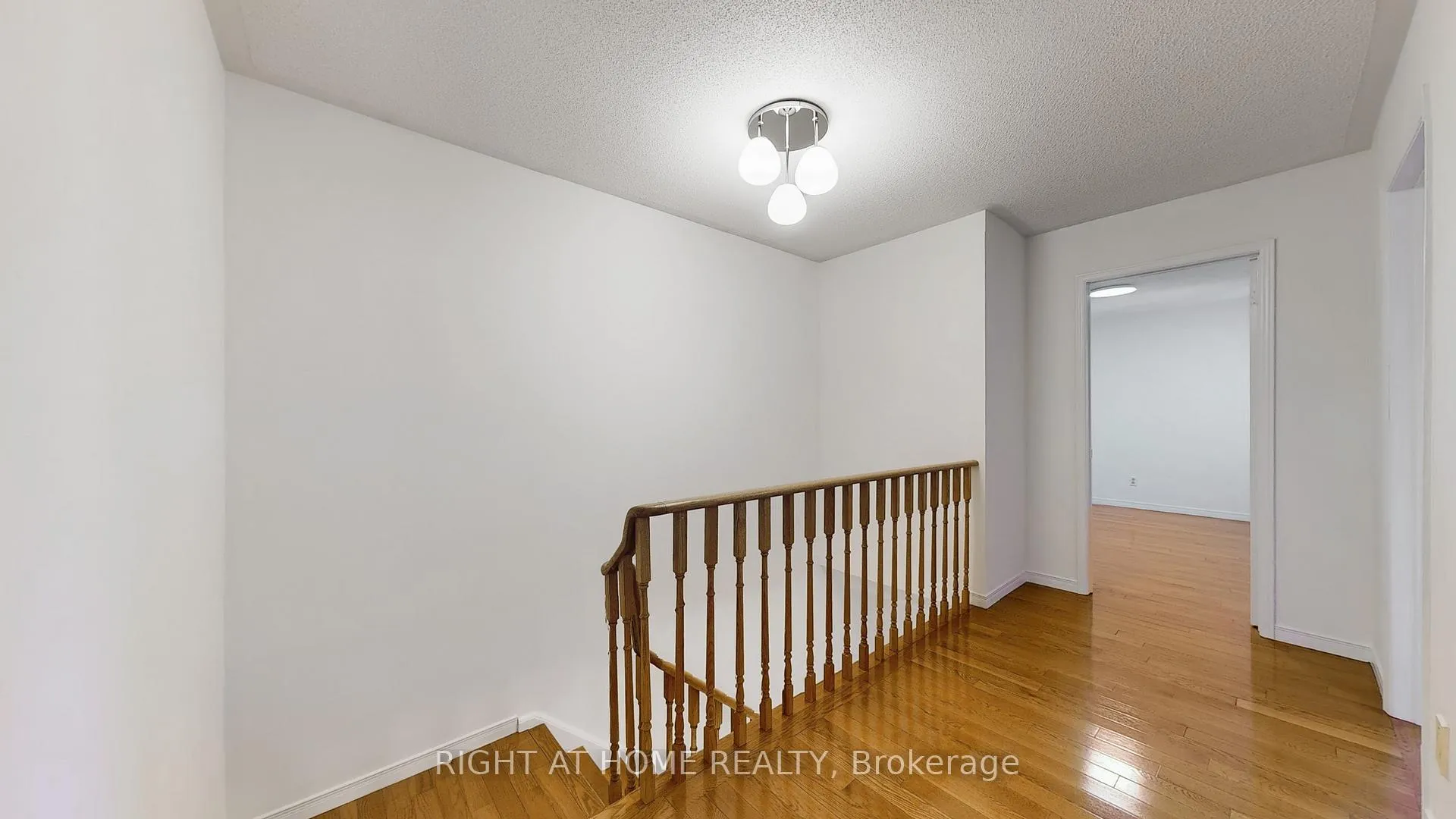 Photo 22 of 1253 Blackburn Drive, Oakville, Glen Abbey — HOMEH