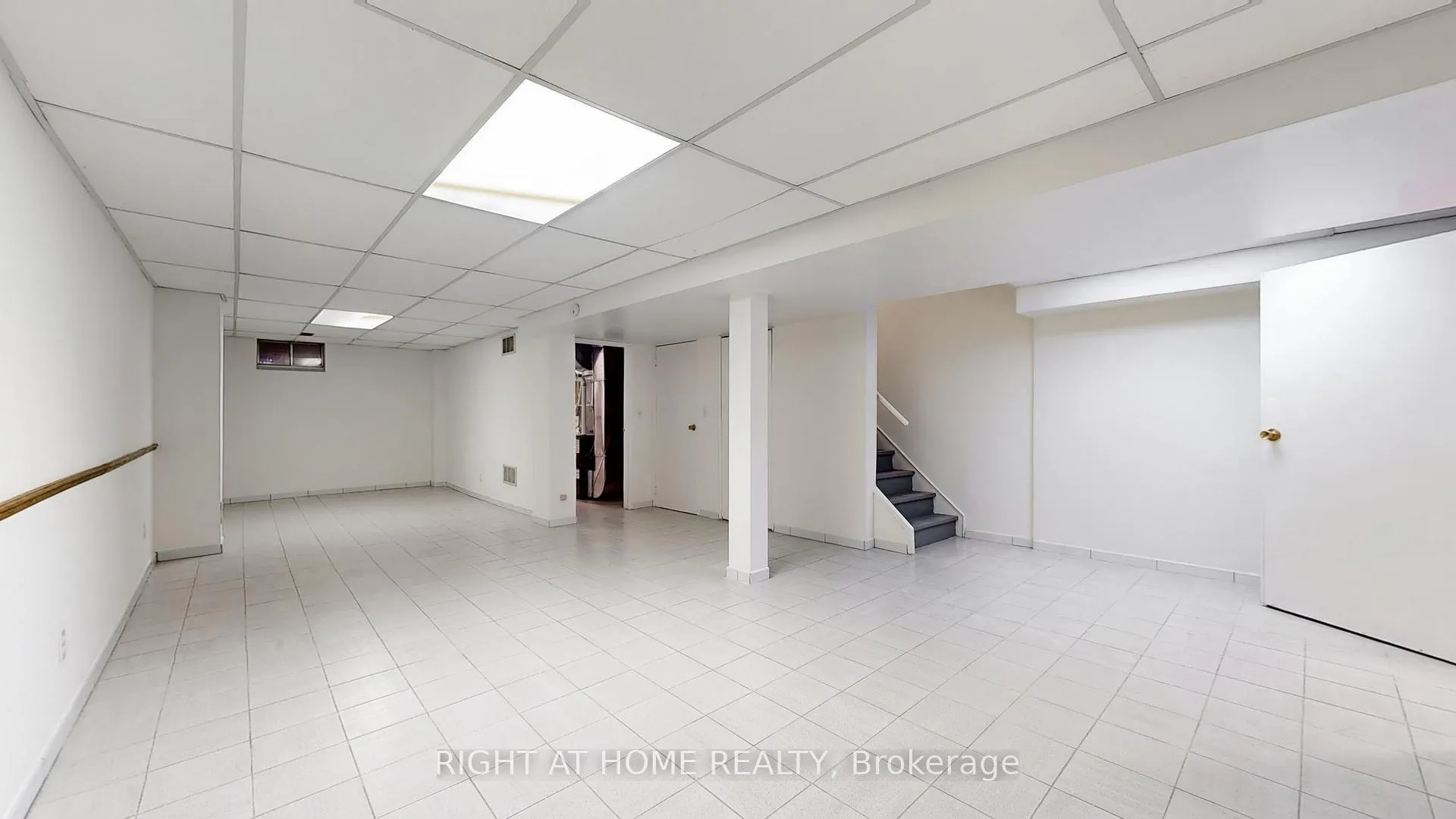 Photo 31 of 1253 Blackburn Drive, Oakville, Glen Abbey — HOMEH