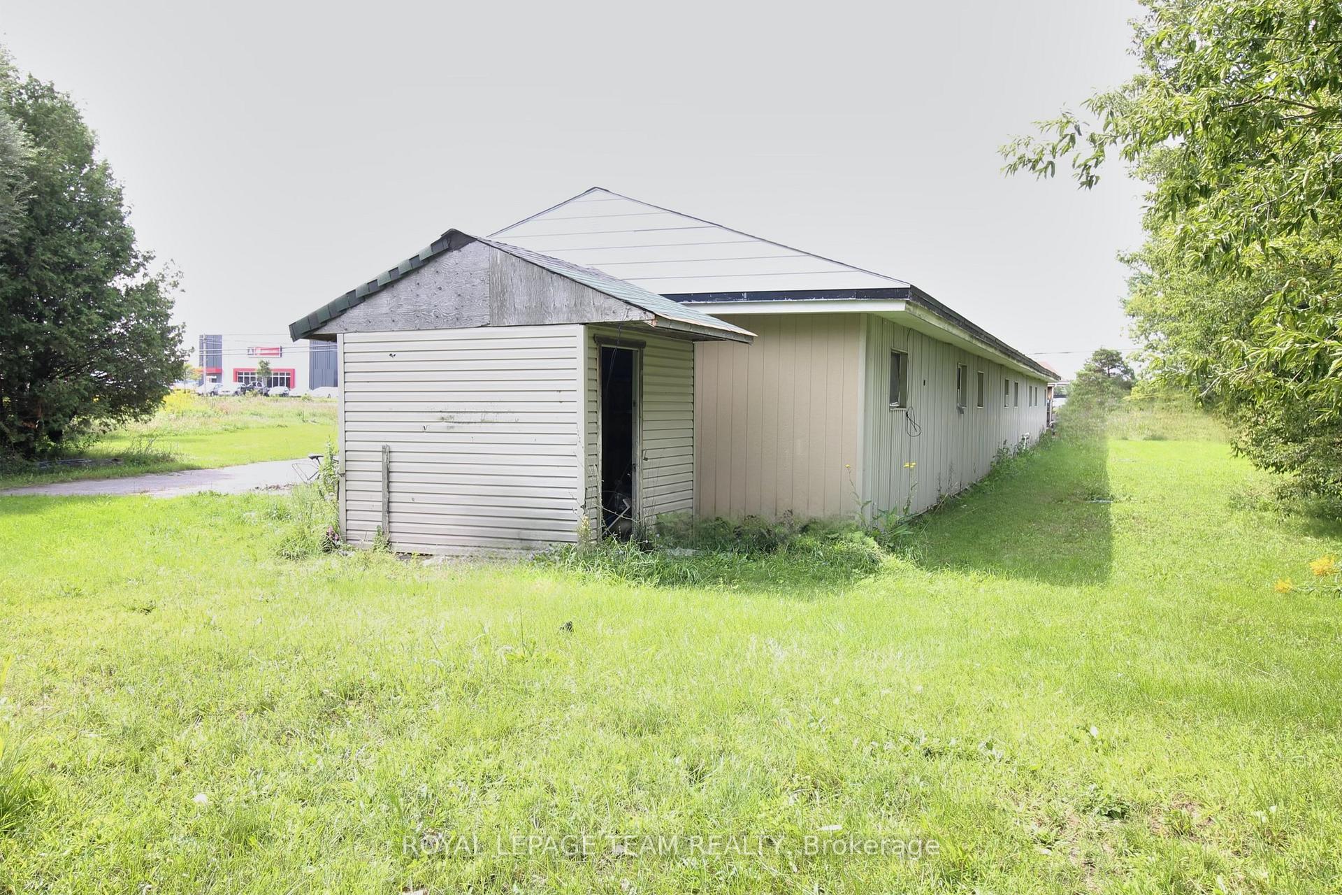 Photo 7 of 6637 Bank Street, Ottawa, Osgoode Twp North of Reg Rd 6 — HOMEH