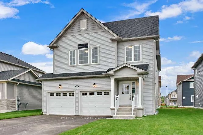 Photo 1 of 210 Clipper Drive, Clearview, Stayner — HOMEH