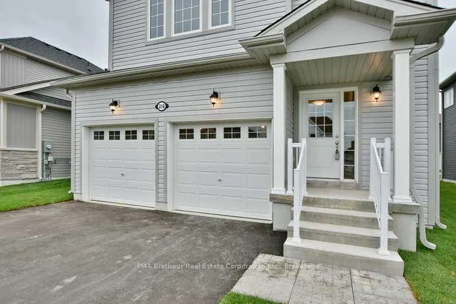 Photo 2 of 210 Clipper Drive, Clearview, Stayner — HOMEH