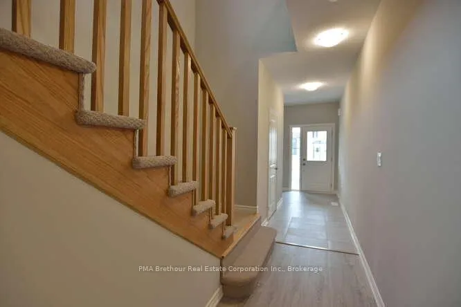 Photo 4 of 210 Clipper Drive, Clearview, Stayner — HOMEH