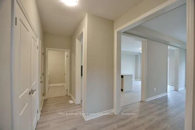 Photo 5 of 210 Clipper Drive, Clearview, Stayner — HOMEH